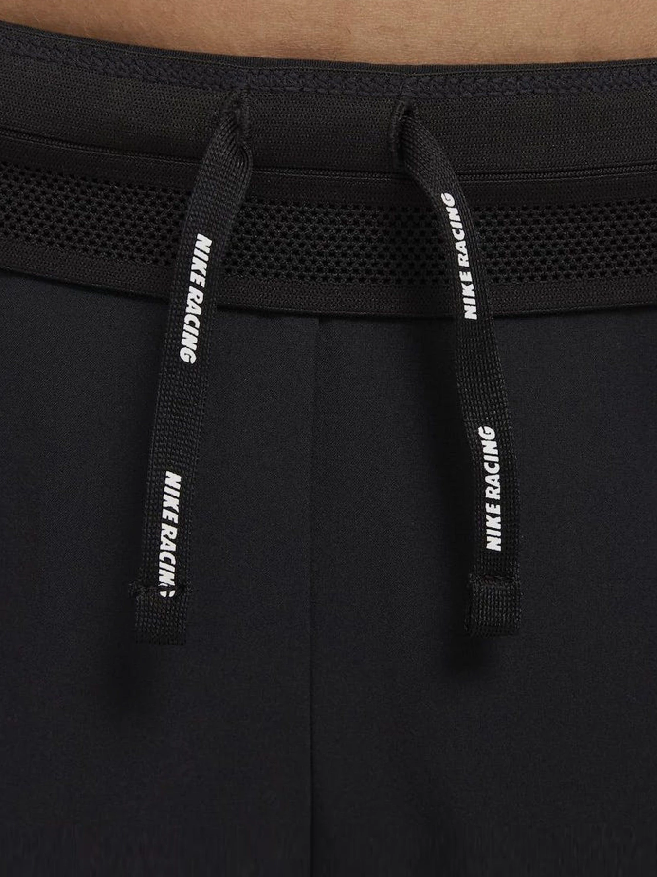 Шорты NIKE AeroSwift Shorts модель CZ9398-010 Шорты NIKE AeroSwift Shorts модель CZ9398-010 Фото