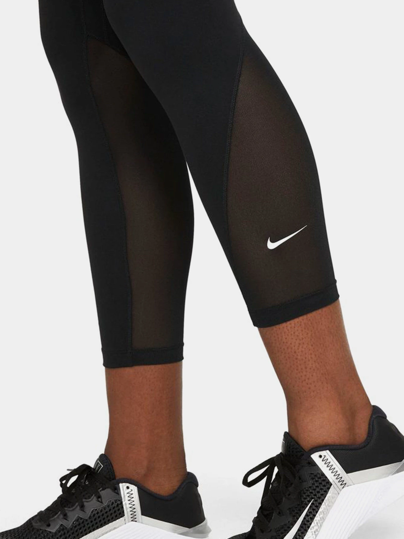 Брюки NIKE One Mid-Rise 7/8 модель DD0249-010 Брюки NIKE One Mid-Rise 7/8 модель DD0249-010 Фото