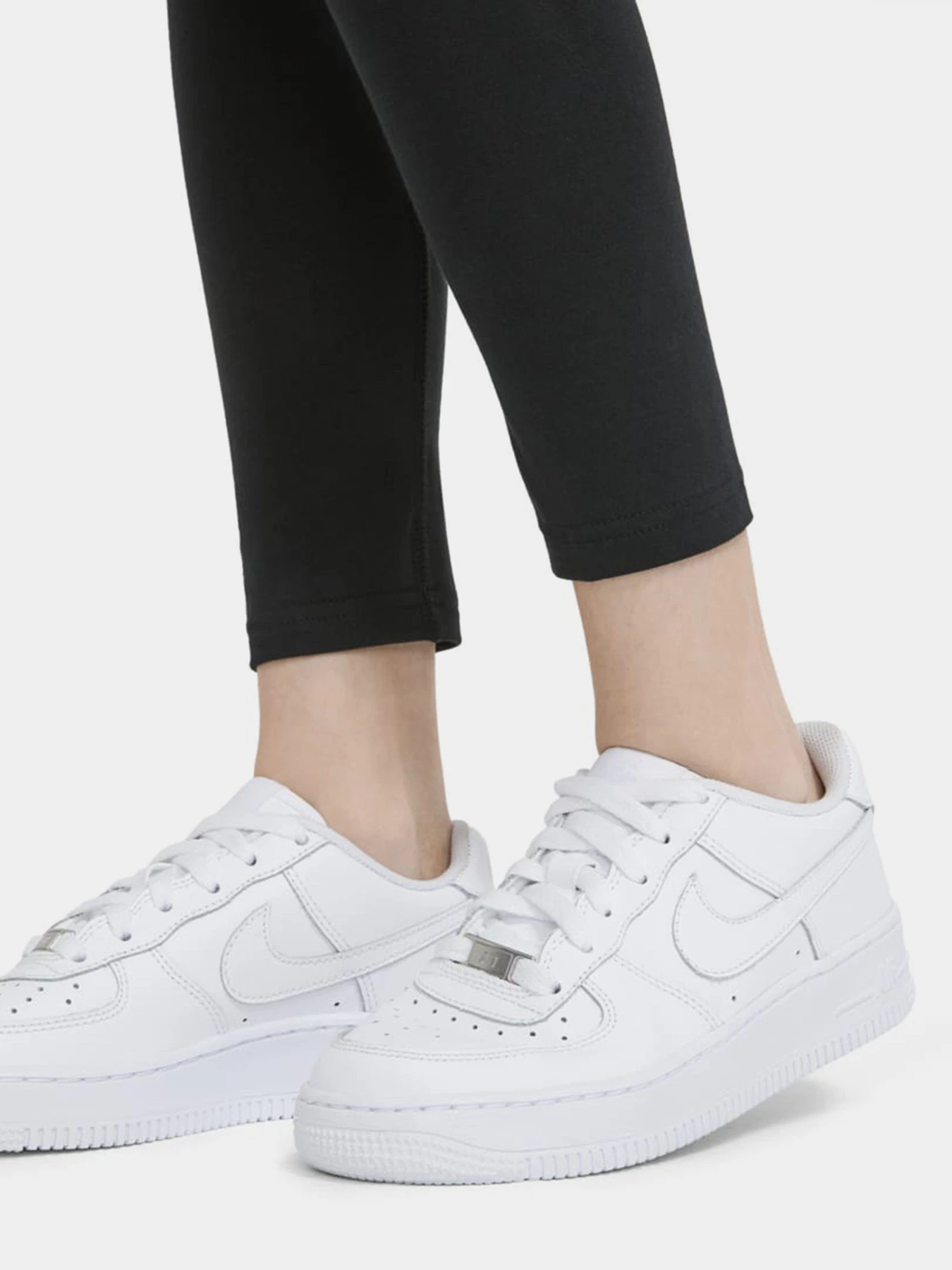 Брюки NIKE Sportswear Favorites модель CU8943-013 Фото