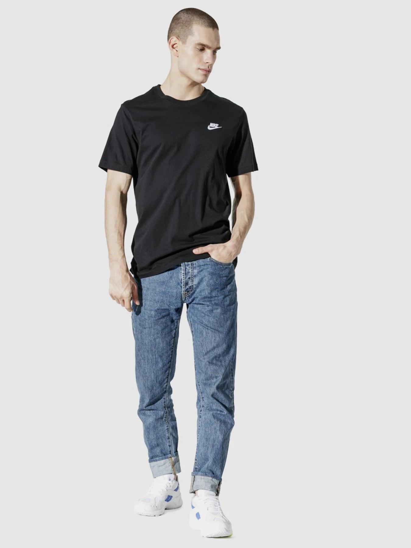 Футболки и поло NIKE SPORTSWEAR CLUB модель AR4997-013 Футболки и поло NIKE SPORTSWEAR CLUB модель AR4997-013 Фото