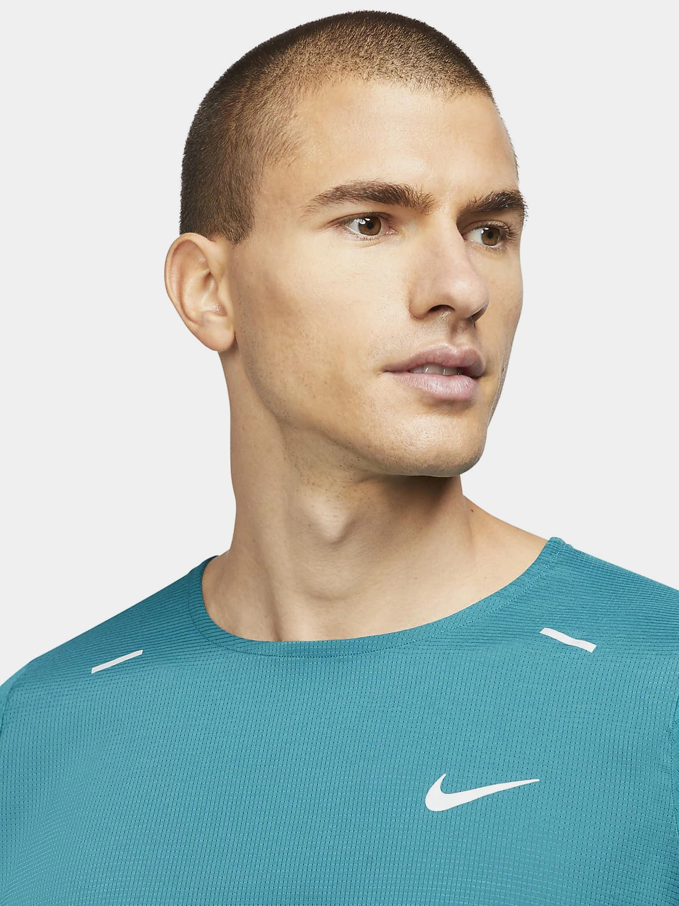 Футболки и поло NIKE Breathe Rise 365 Top модель CU5977-467 Футболки и поло NIKE Breathe Rise 365 Top модель CU5977-467 Фото