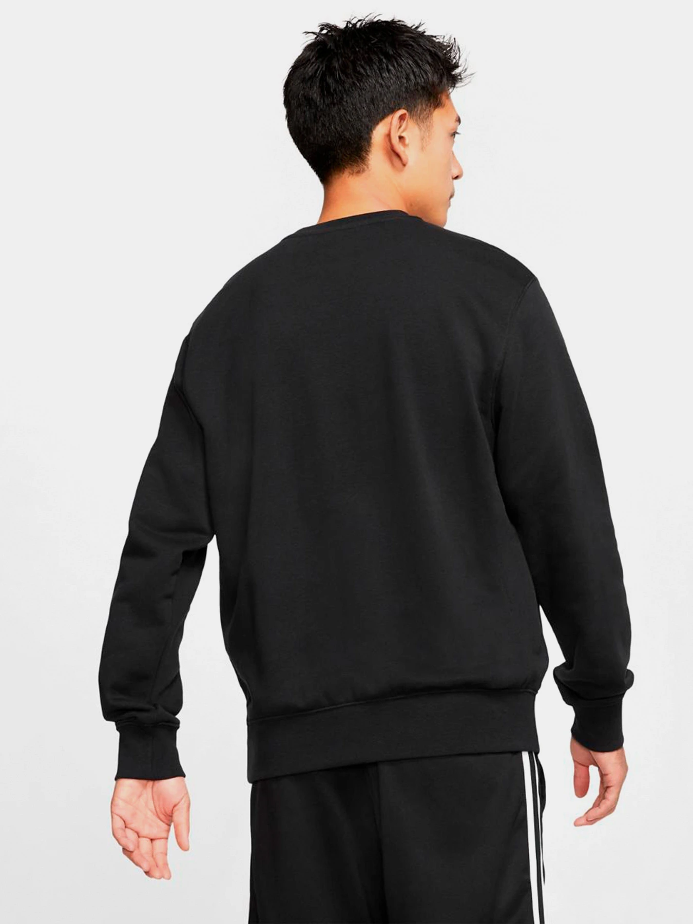 Худи и свитшоты NIKE M NSW CLUB CRW FT модель BV2666-010 Худи и свитшоты NIKE M NSW CLUB CRW FT модель BV2666-010 Фото