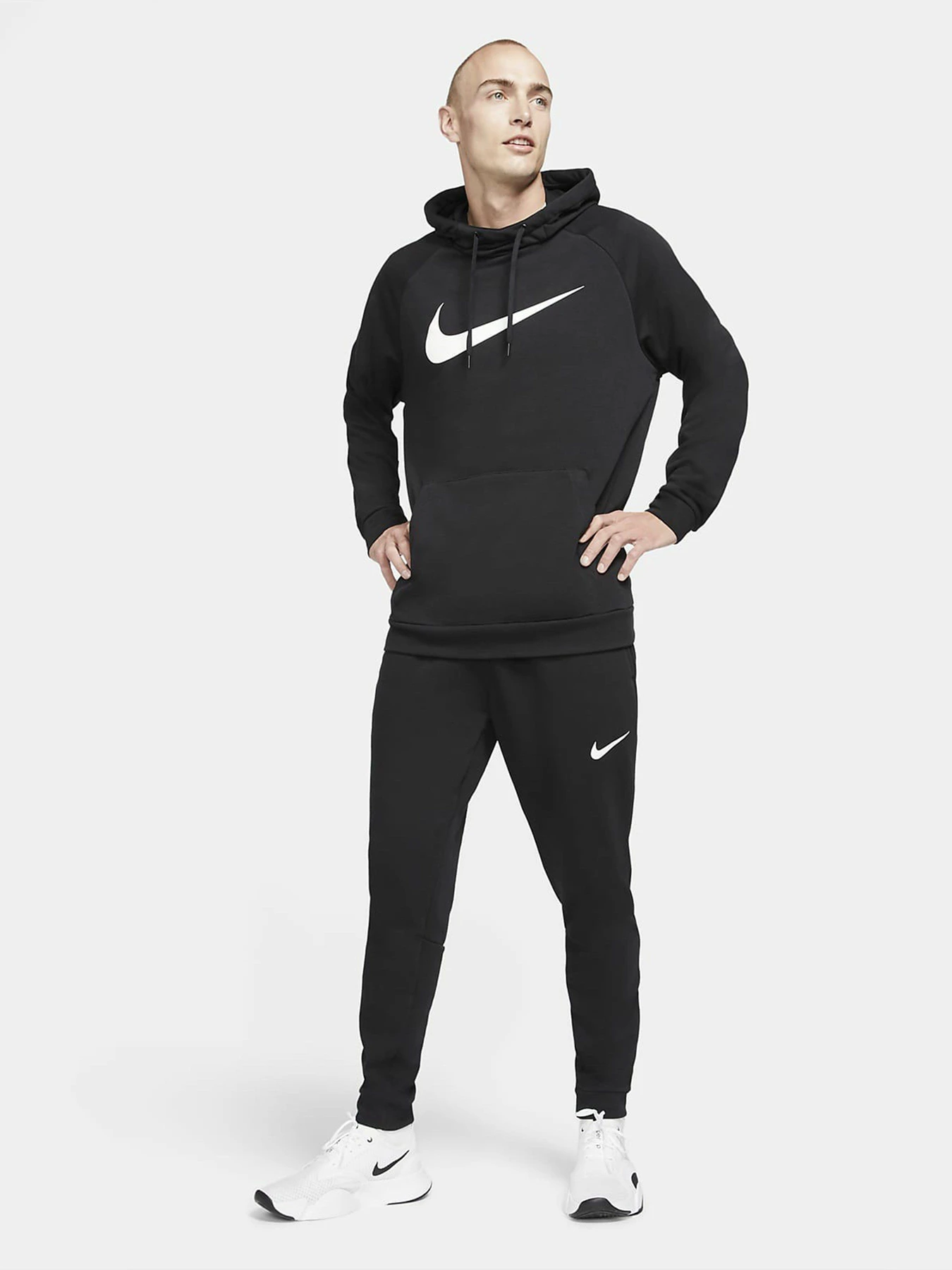 Худи и свитшоты NIKE Dri-FIT модель CZ2425-010 Худи и свитшоты NIKE Dri-FIT модель CZ2425-010 Фото