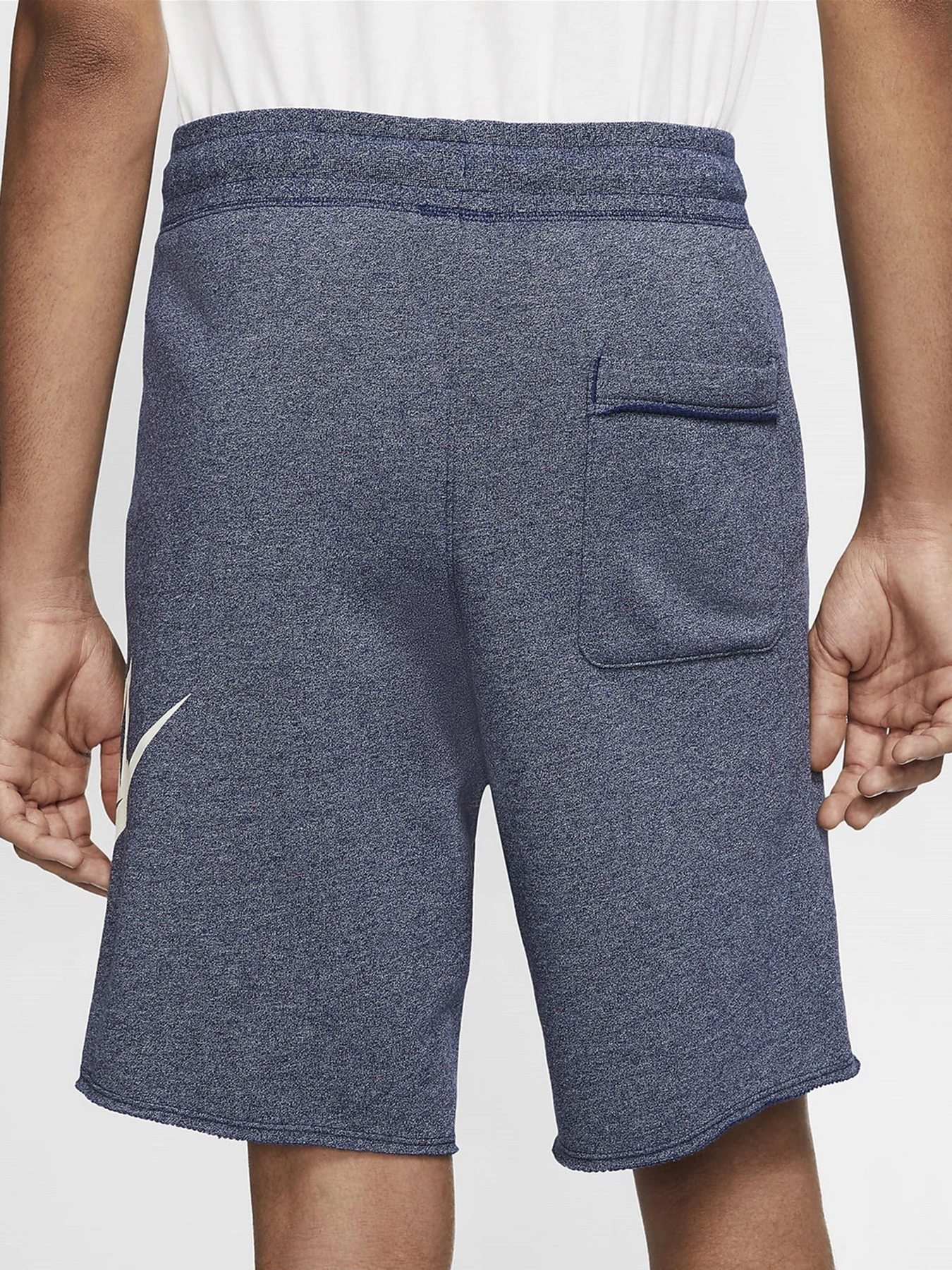Шорты NIKE Sportswear Alumni модель AR2375-494 Шорты NIKE Sportswear Alumni модель AR2375-494 Фото