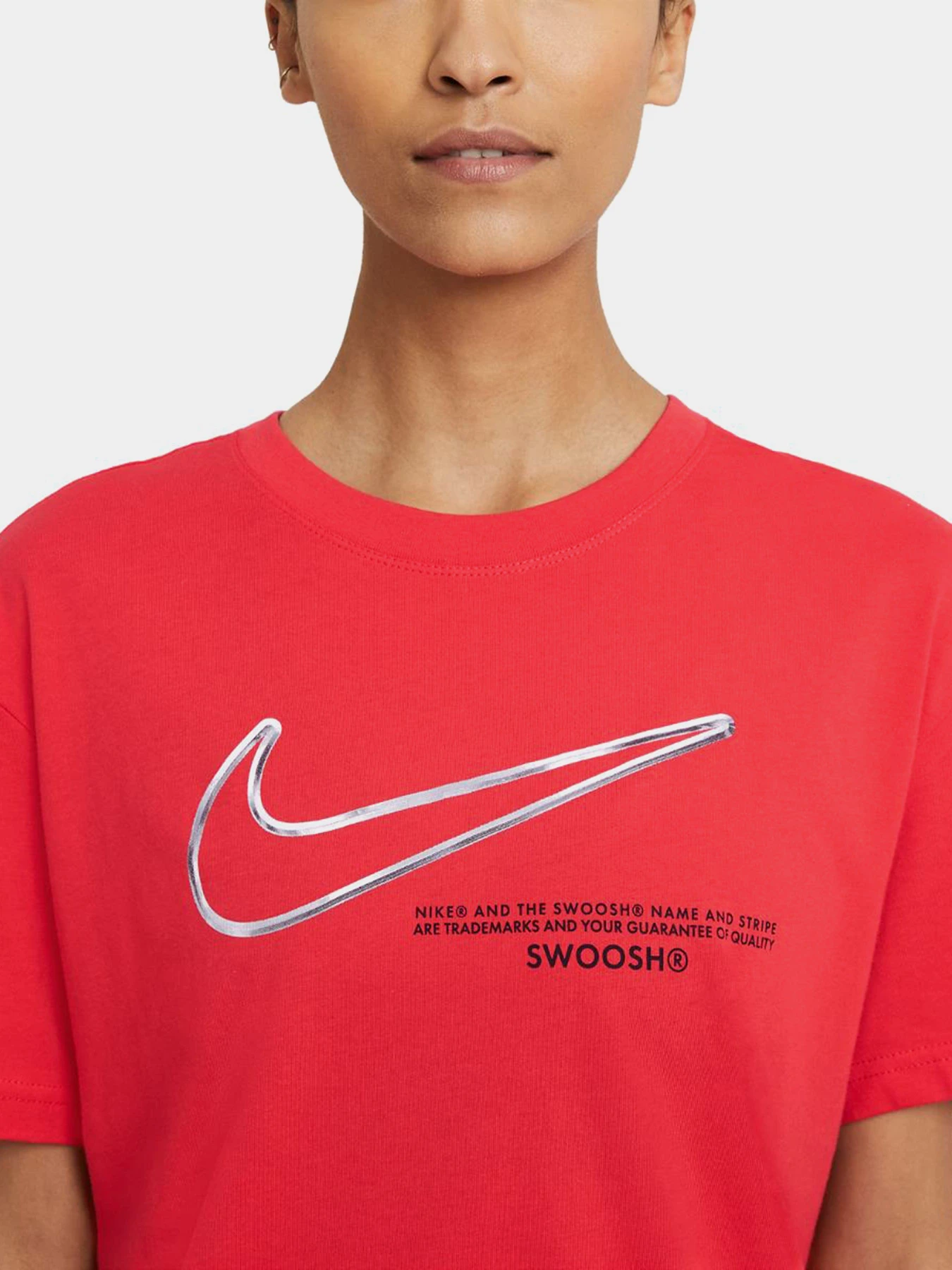 Футболки і поло NIKE Sportswear модель DB9811-696 Футболки і поло NIKE Sportswear модель DB9811-696 Фото