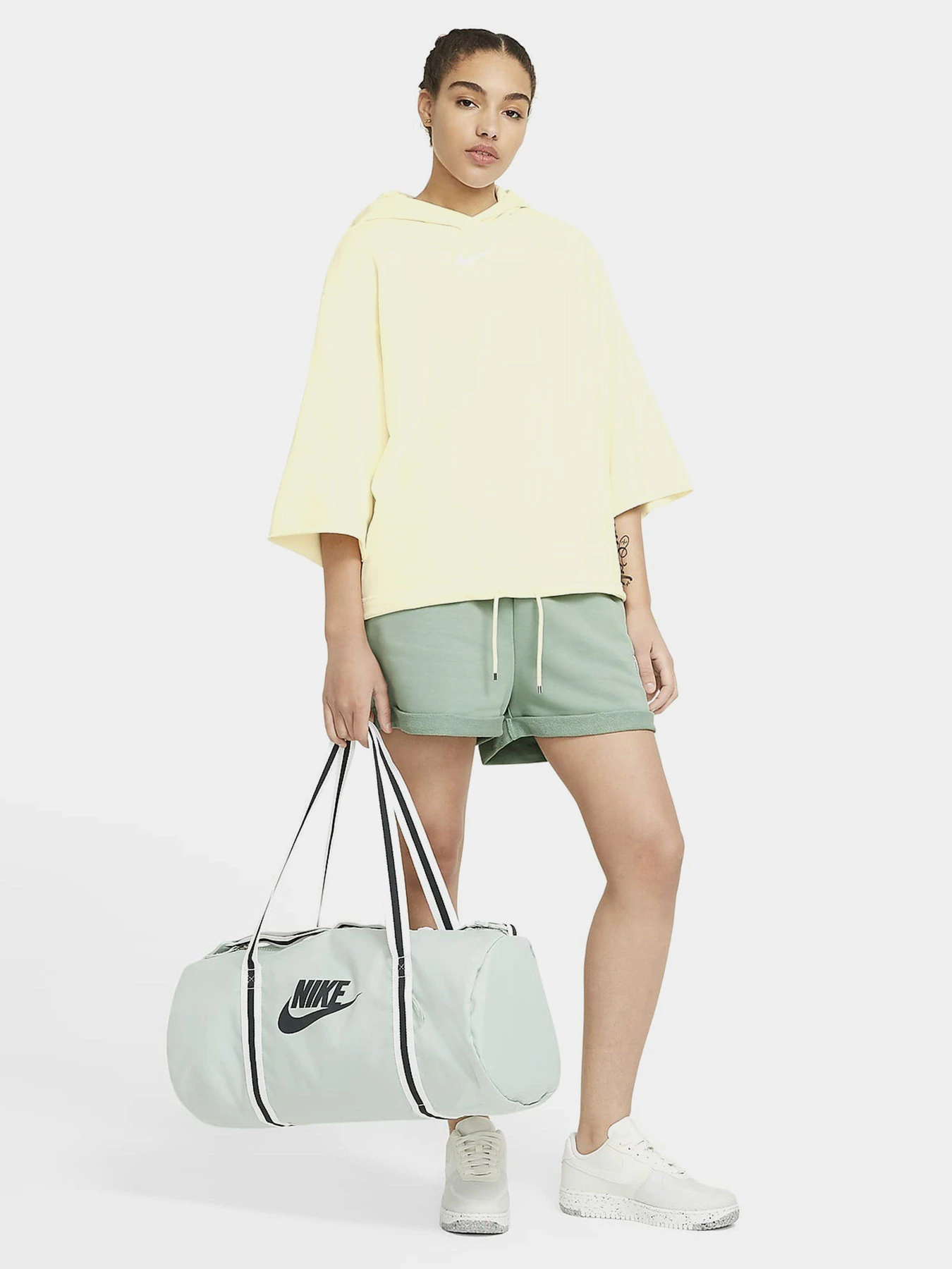 Худи и свитшоты NIKE Sportswear Icon Clash модель CZ9332-113 Худи и свитшоты NIKE Sportswear Icon Clash модель CZ9332-113 Фото