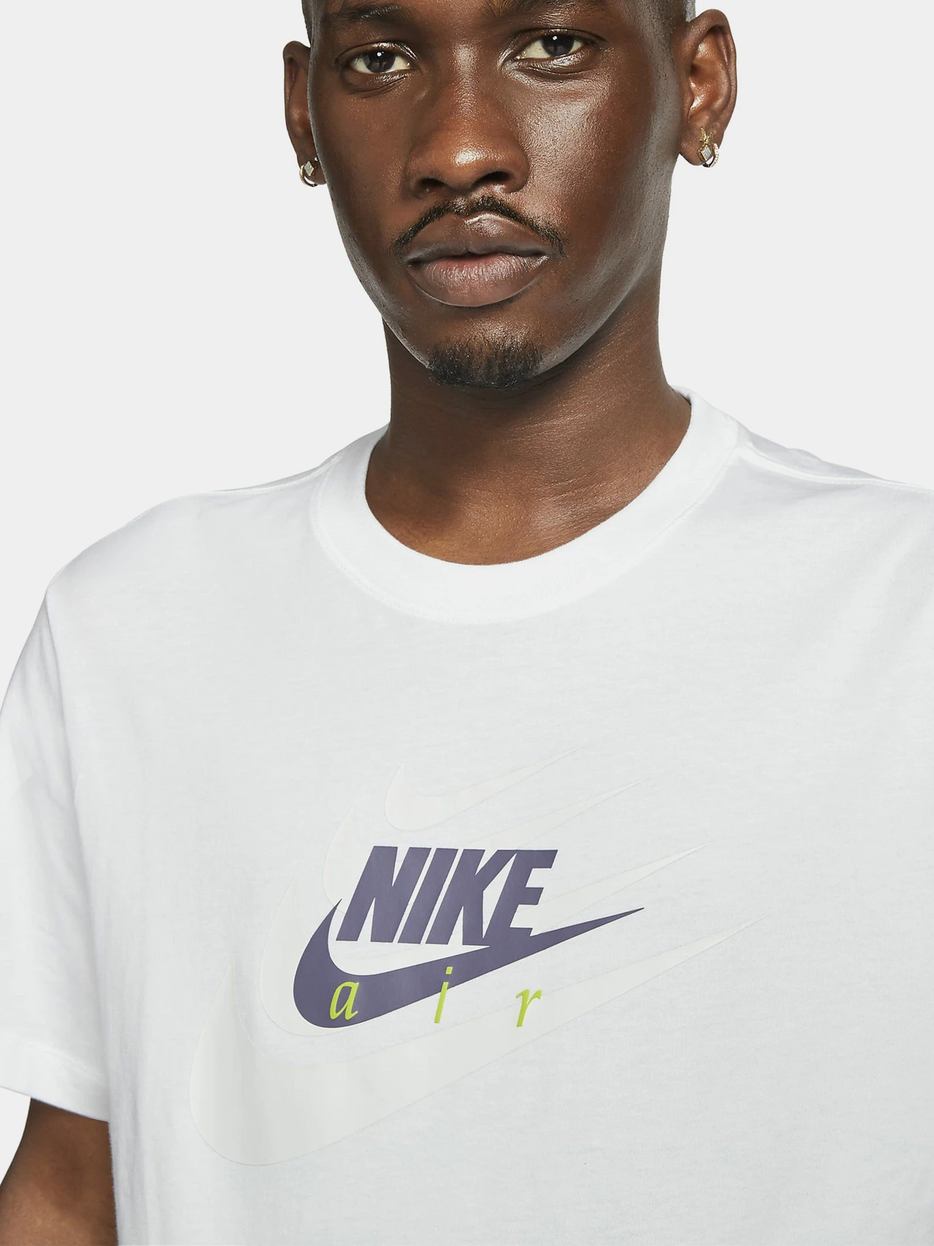 Футболки и поло NIKE Sportswear модель DD1400-100 Футболки и поло NIKE Sportswear модель DD1400-100 Фото