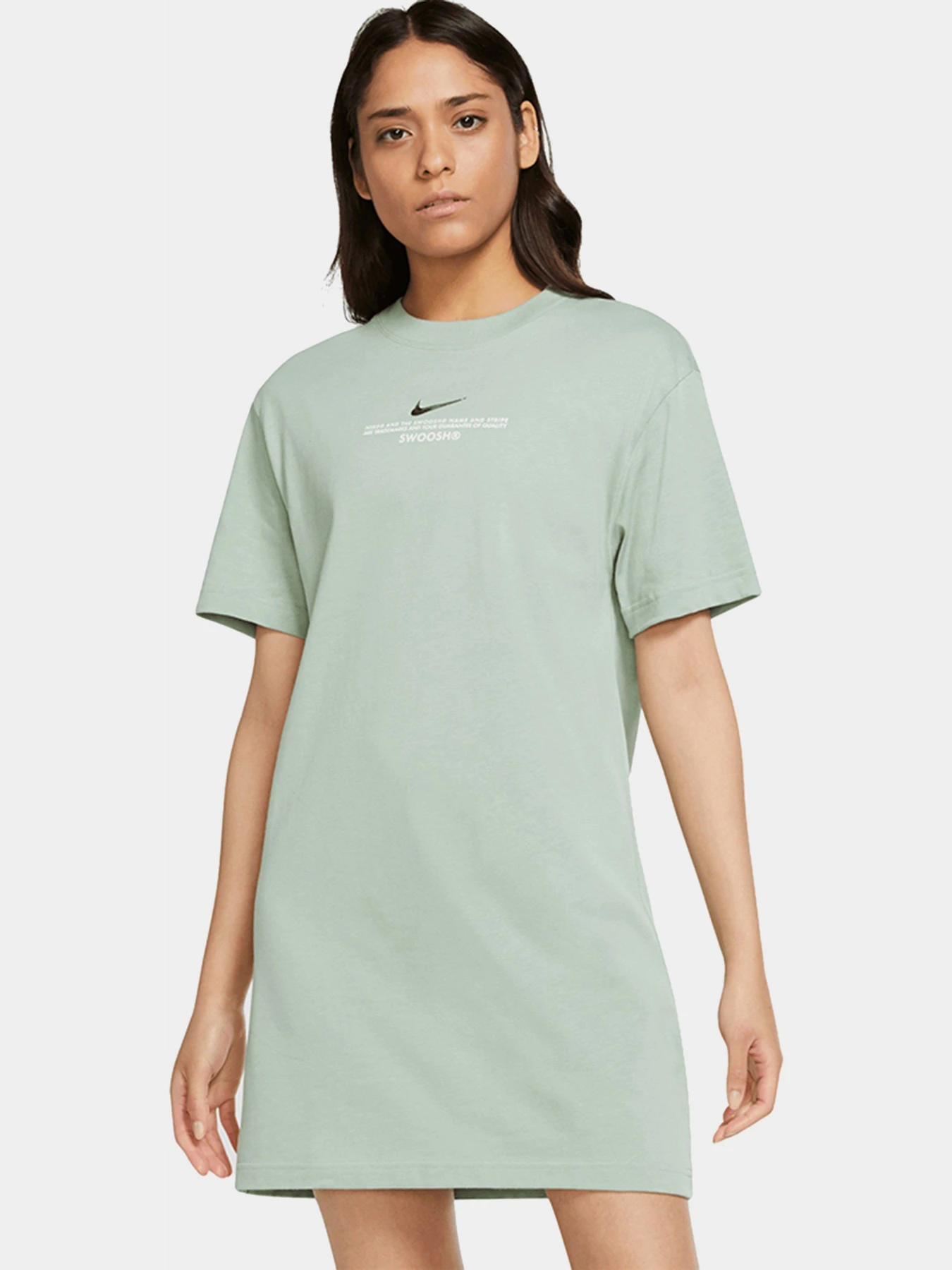 Платья NIKE Sportswear Swoosh модель CZ9406-006 Платья NIKE Sportswear Swoosh модель CZ9406-006 Фото