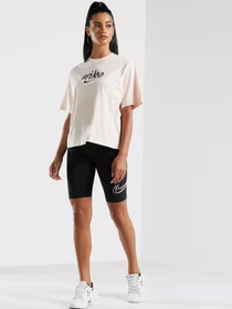 Шорты NIKE Sportswear Essential модель DJ4132-010 Фото