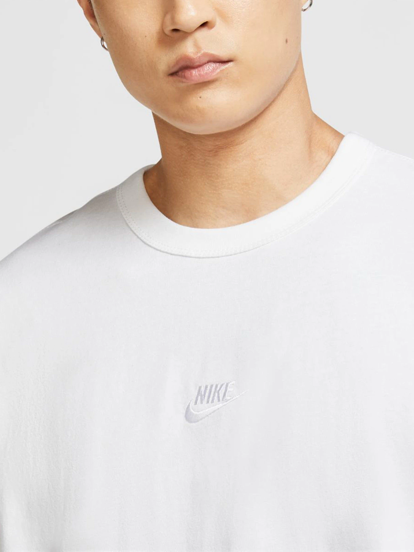 Футболки и поло NIKE NSW PREMIUM ESSENTIAL модель DB3193-100 Футболки и поло NIKE NSW PREMIUM ESSENTIAL модель DB3193-100 Фото