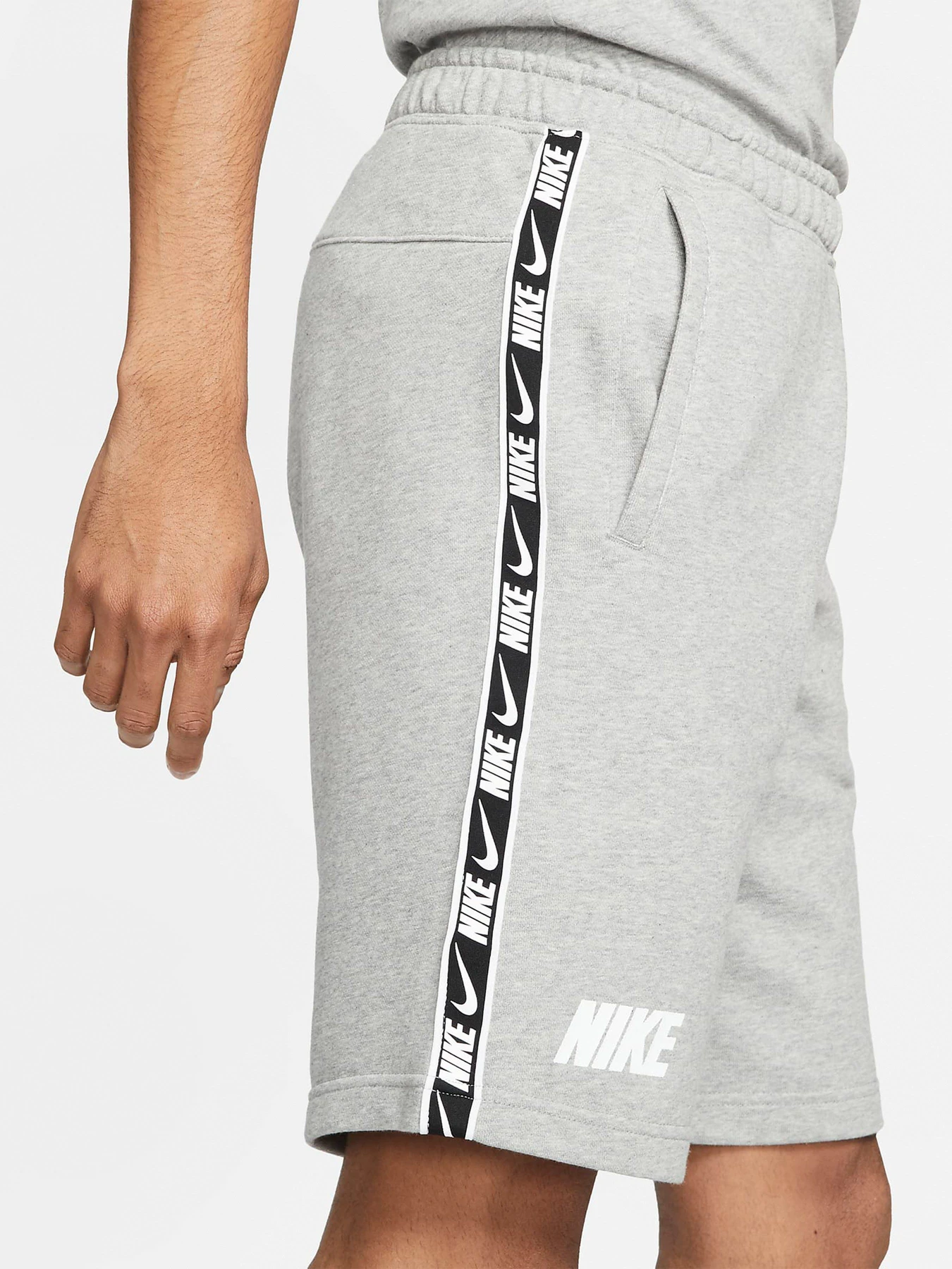 Шорты NIKE Sportswear модель DD4496-063 Фото