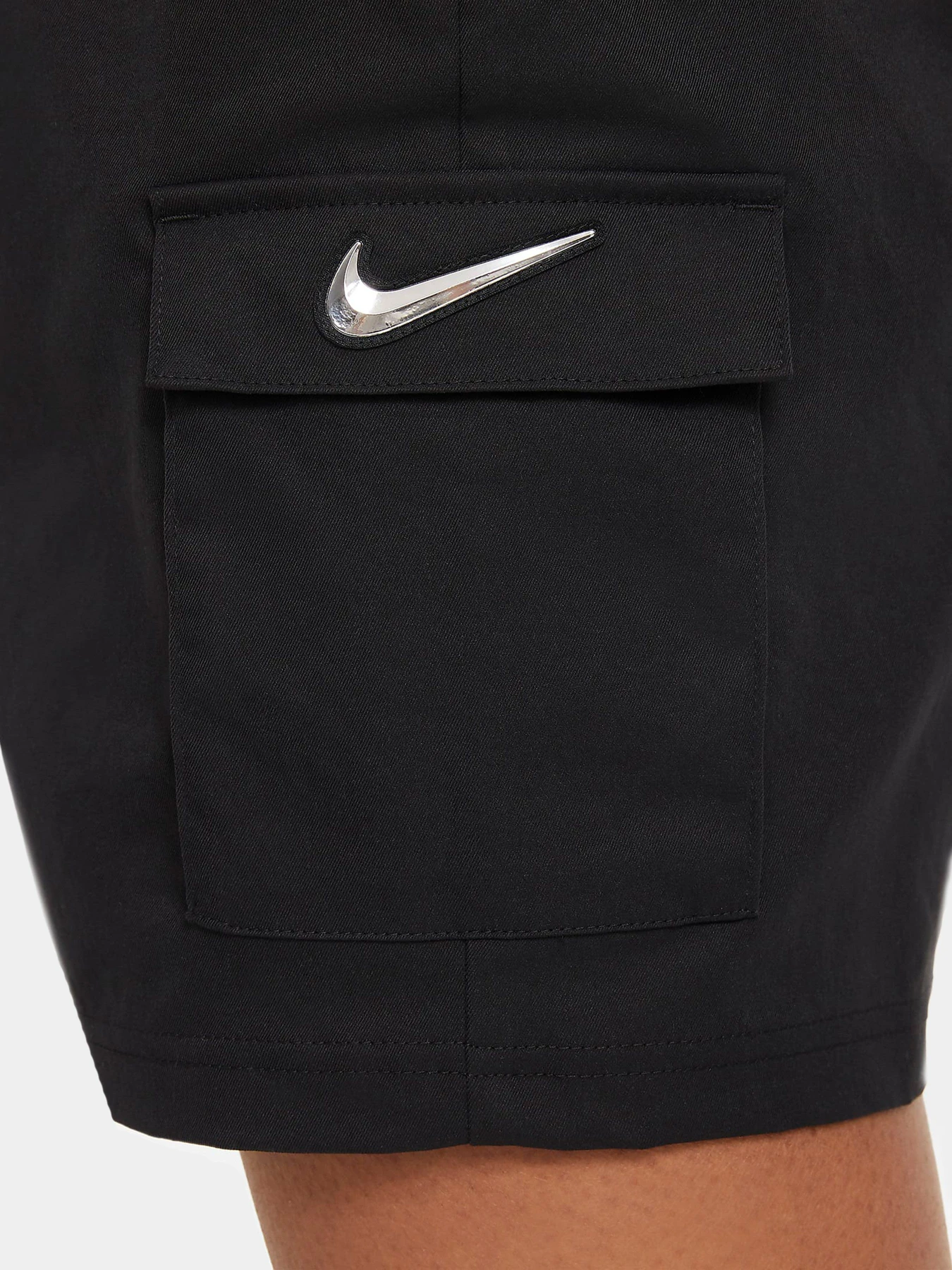 Шорты NIKE Sportswear Swoosh модель CZ9381-010 Шорты NIKE Sportswear Swoosh модель CZ9381-010 Фото