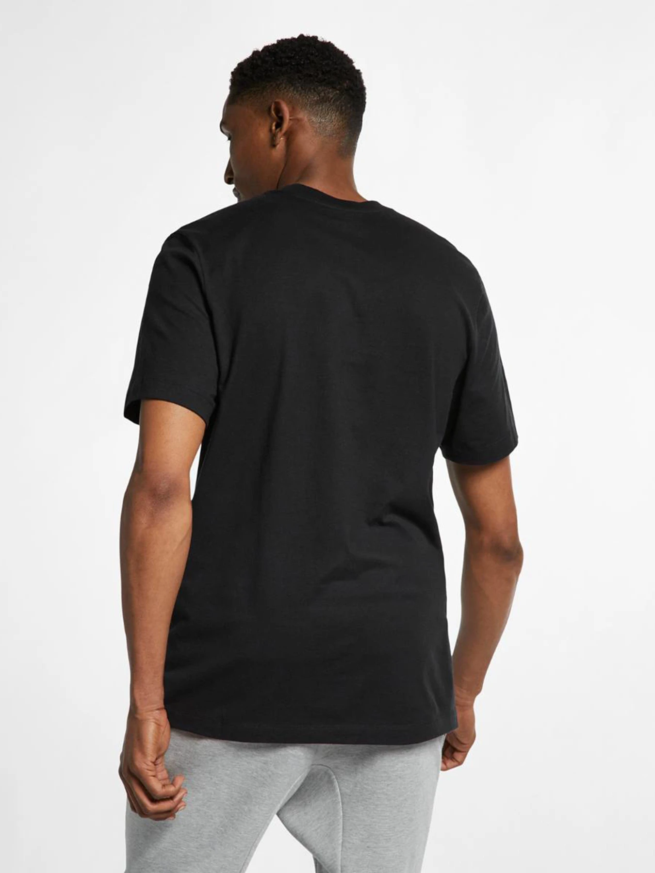 Футболки и поло NIKE SPORTSWEAR модель AR5006-010 Футболки и поло NIKE SPORTSWEAR модель AR5006-010 Фото