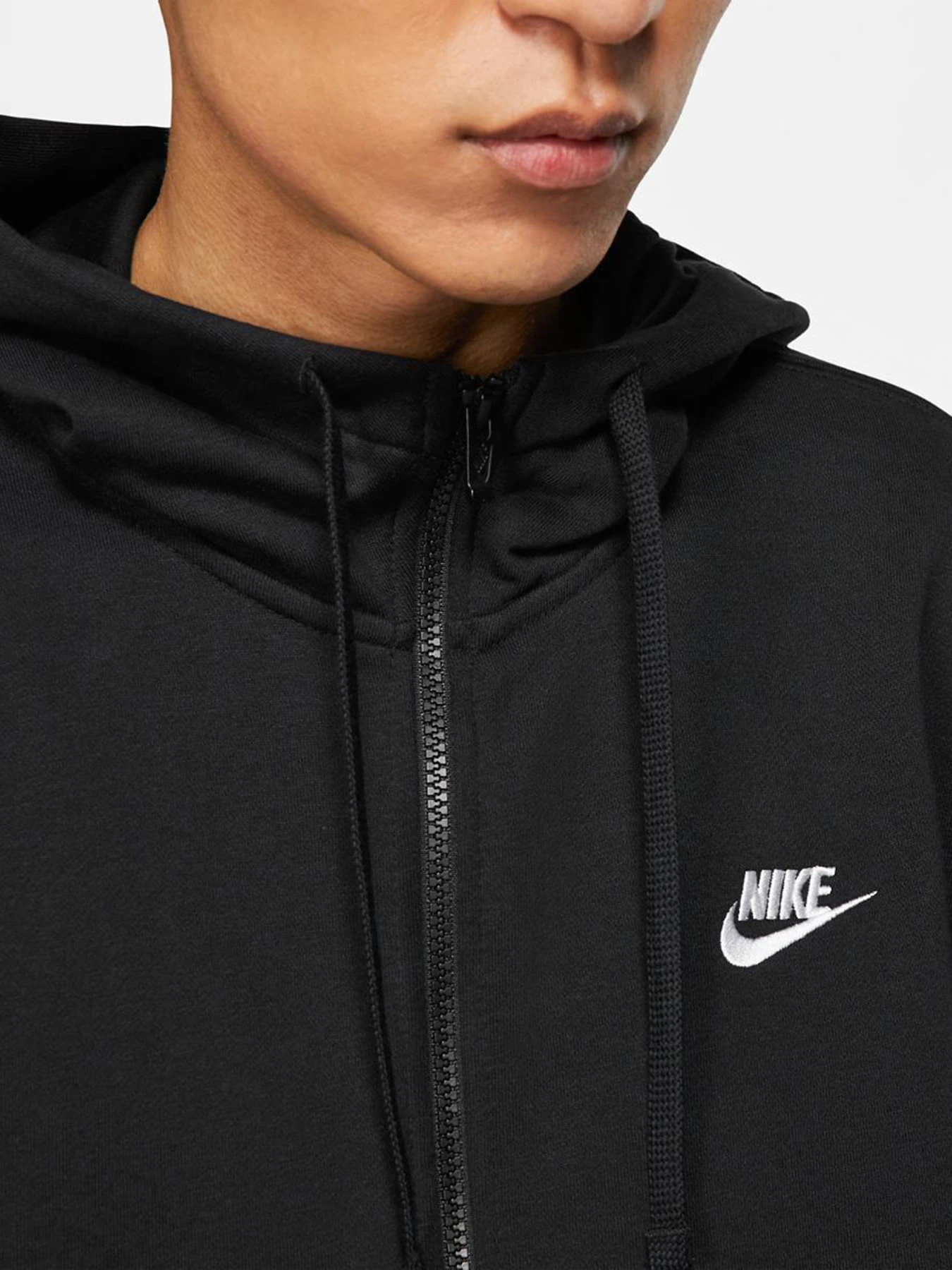 Худі та світшоти NIKE SPORTSWEAR CLUB модель BV2648-010 Худі та світшоти NIKE SPORTSWEAR CLUB модель BV2648-010 Фото