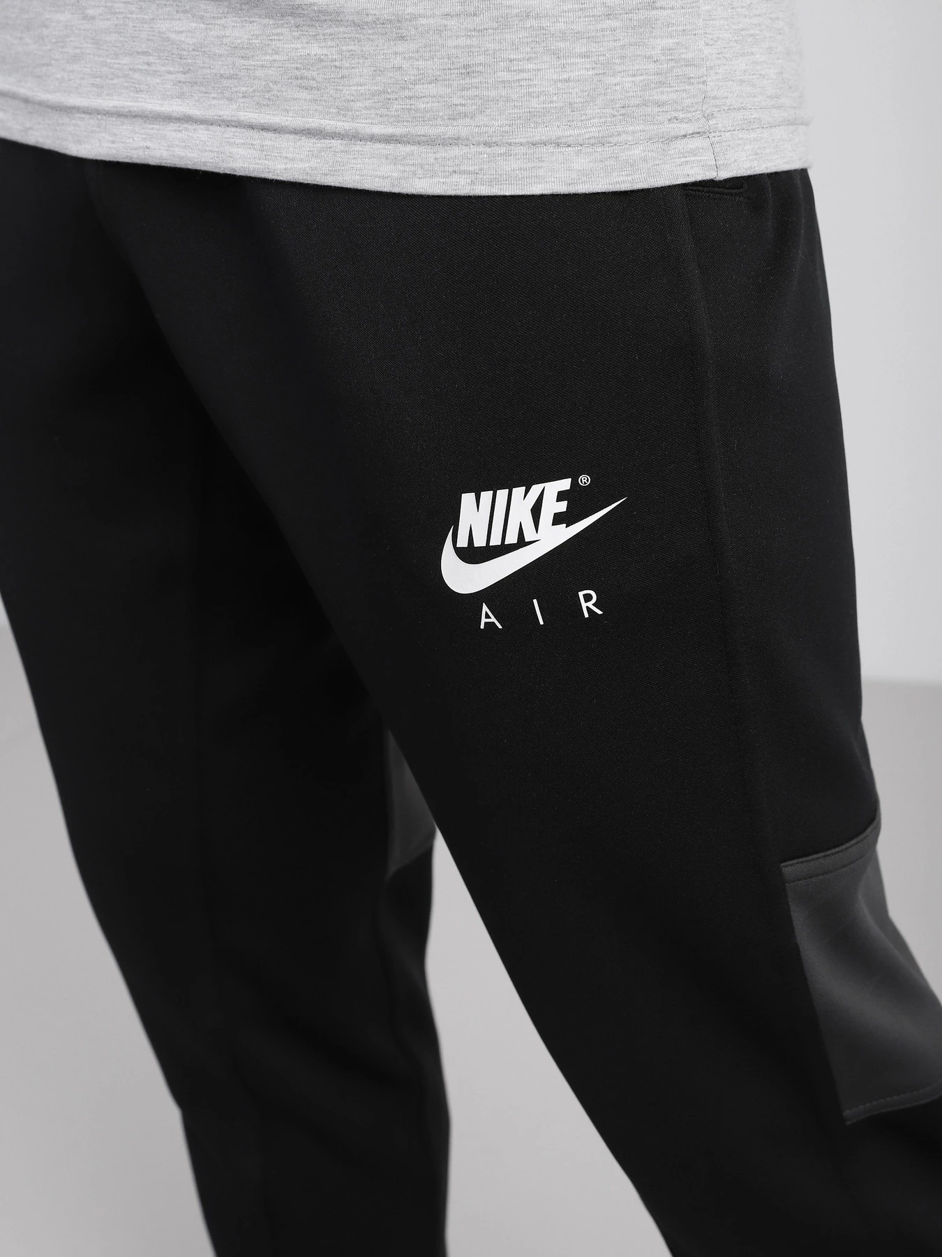Брюки NIKE Air модель DD6334-010 Фото