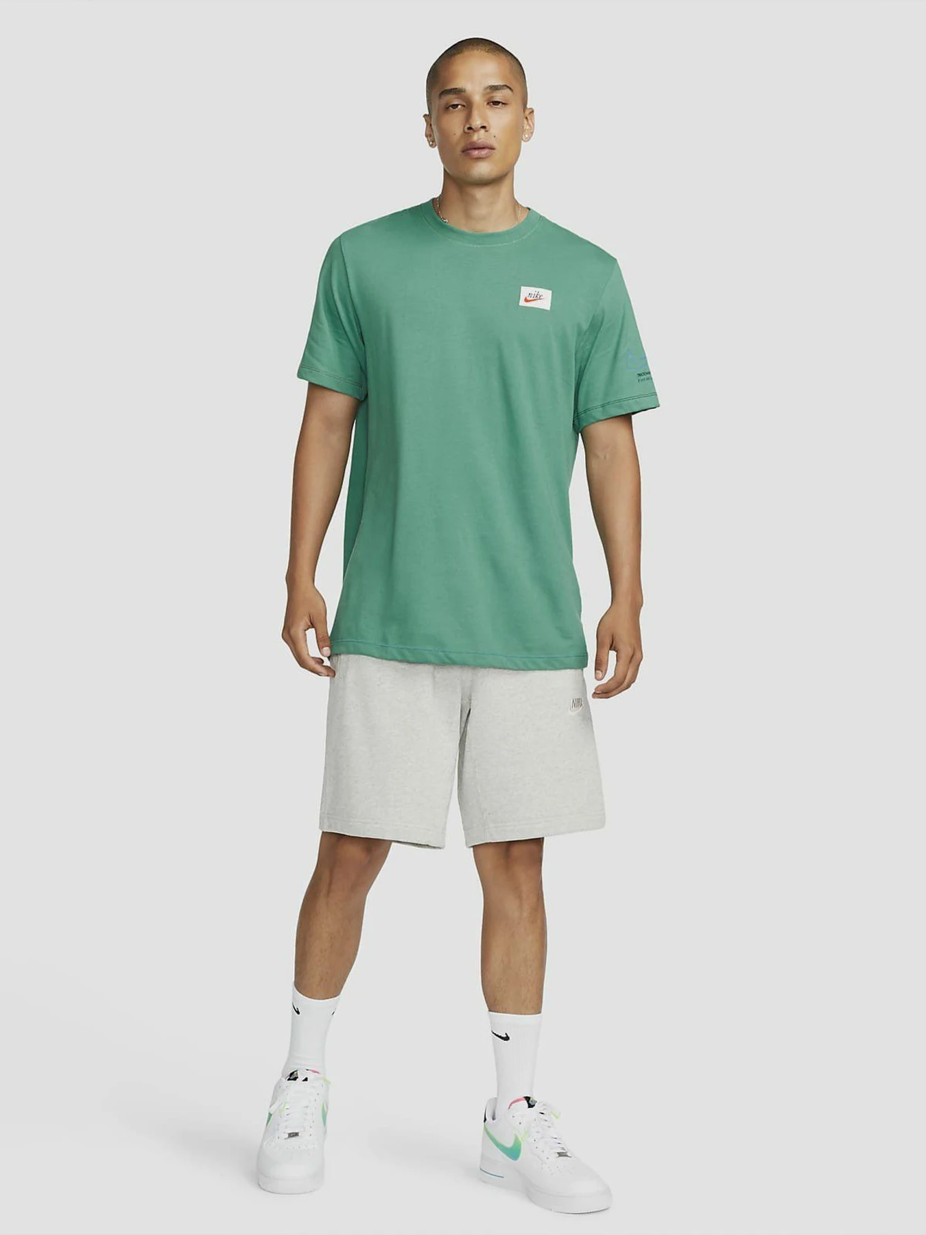 Футболки и поло NIKE Sportswear модель DJ1393-350 Футболки и поло NIKE Sportswear модель DJ1393-350 Фото