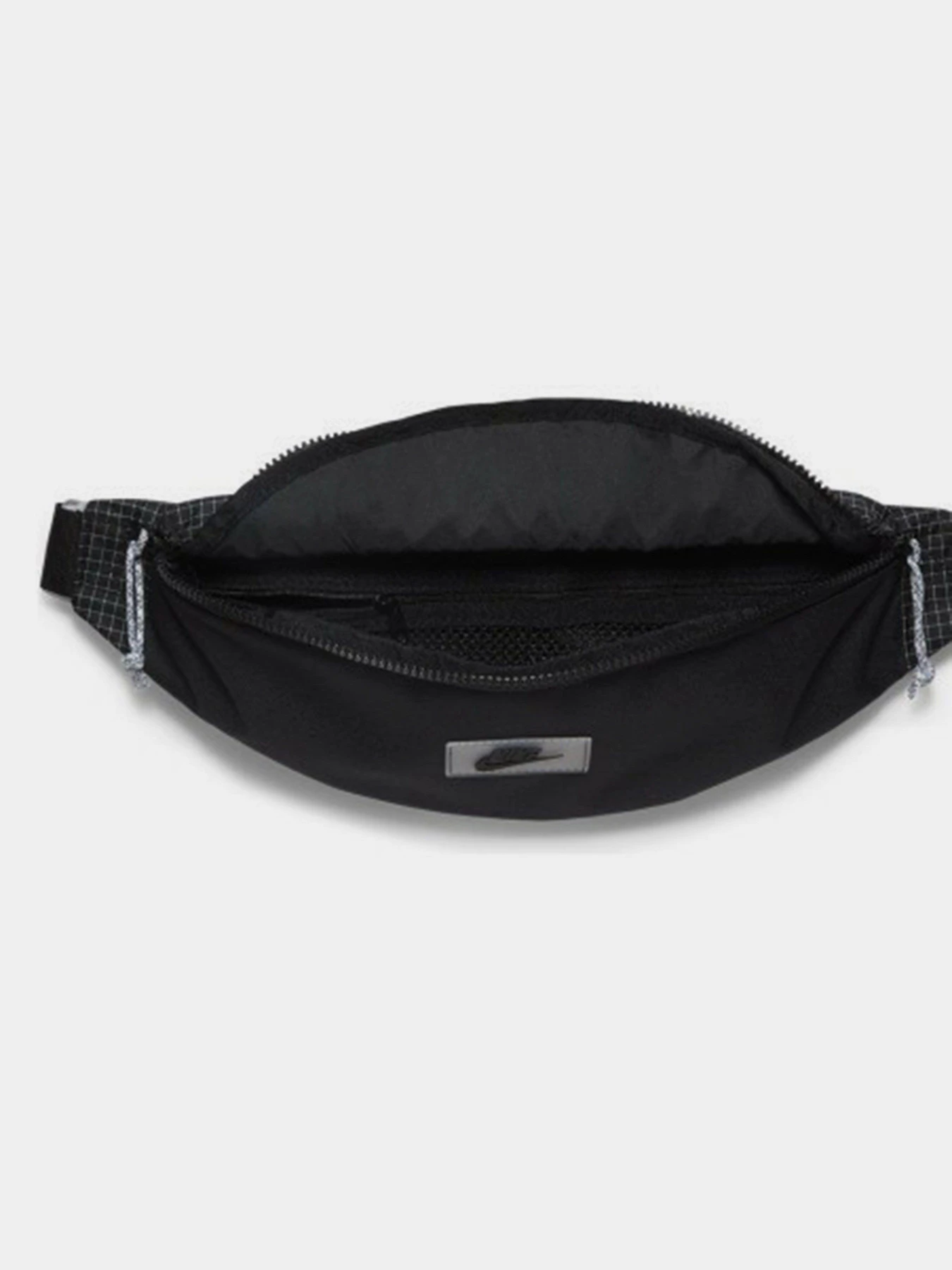 Сумки NIKE Heritage Hip Pack модель DJ1620-010 Сумки NIKE Heritage Hip Pack модель DJ1620-010 Фото
