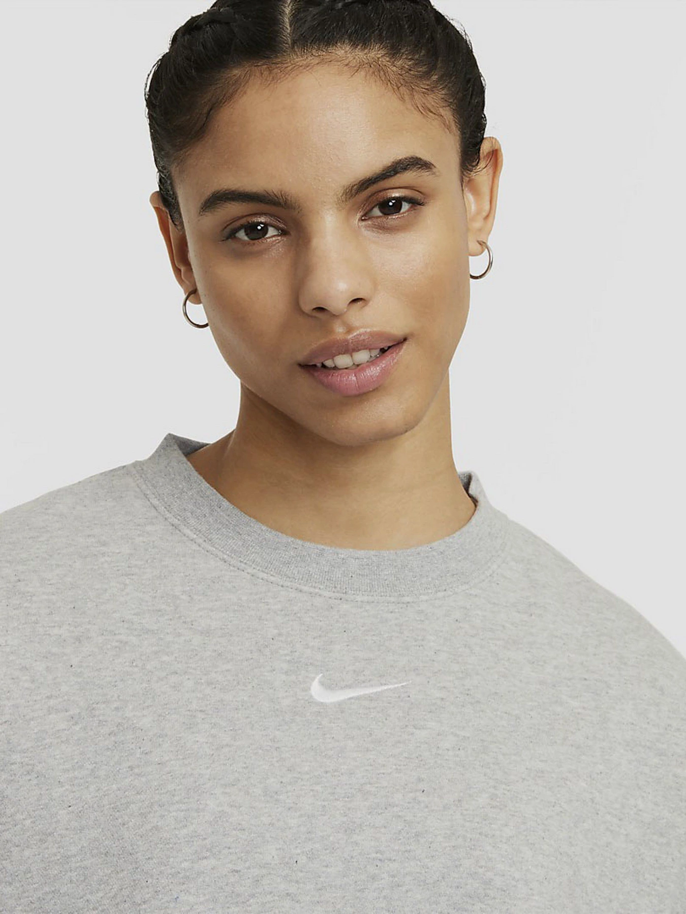 Худи и свитшоты NIKE Sportswear Collection Essentials модель DJ7665-063 Худи и свитшоты NIKE Sportswear Collection Essentials модель DJ7665-063 Фото