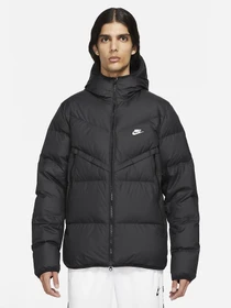 Куртки та дублянки NIKE Sportswear Storm-FIT Windrunner модель DD6795-010 Фото