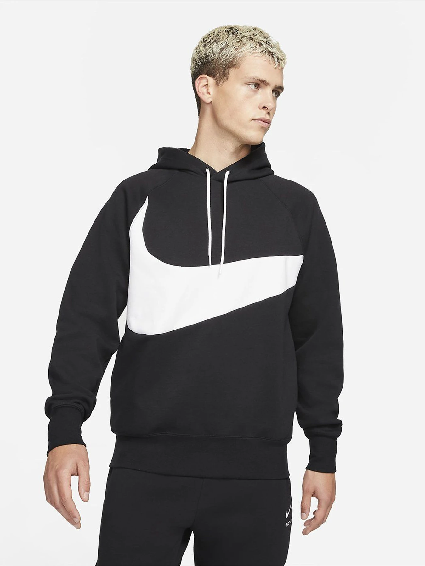 Худи и свитшоты NIKE Swoosh Tech Fleece модель DD8222-010 Худи и свитшоты NIKE Swoosh Tech Fleece модель DD8222-010 Фото