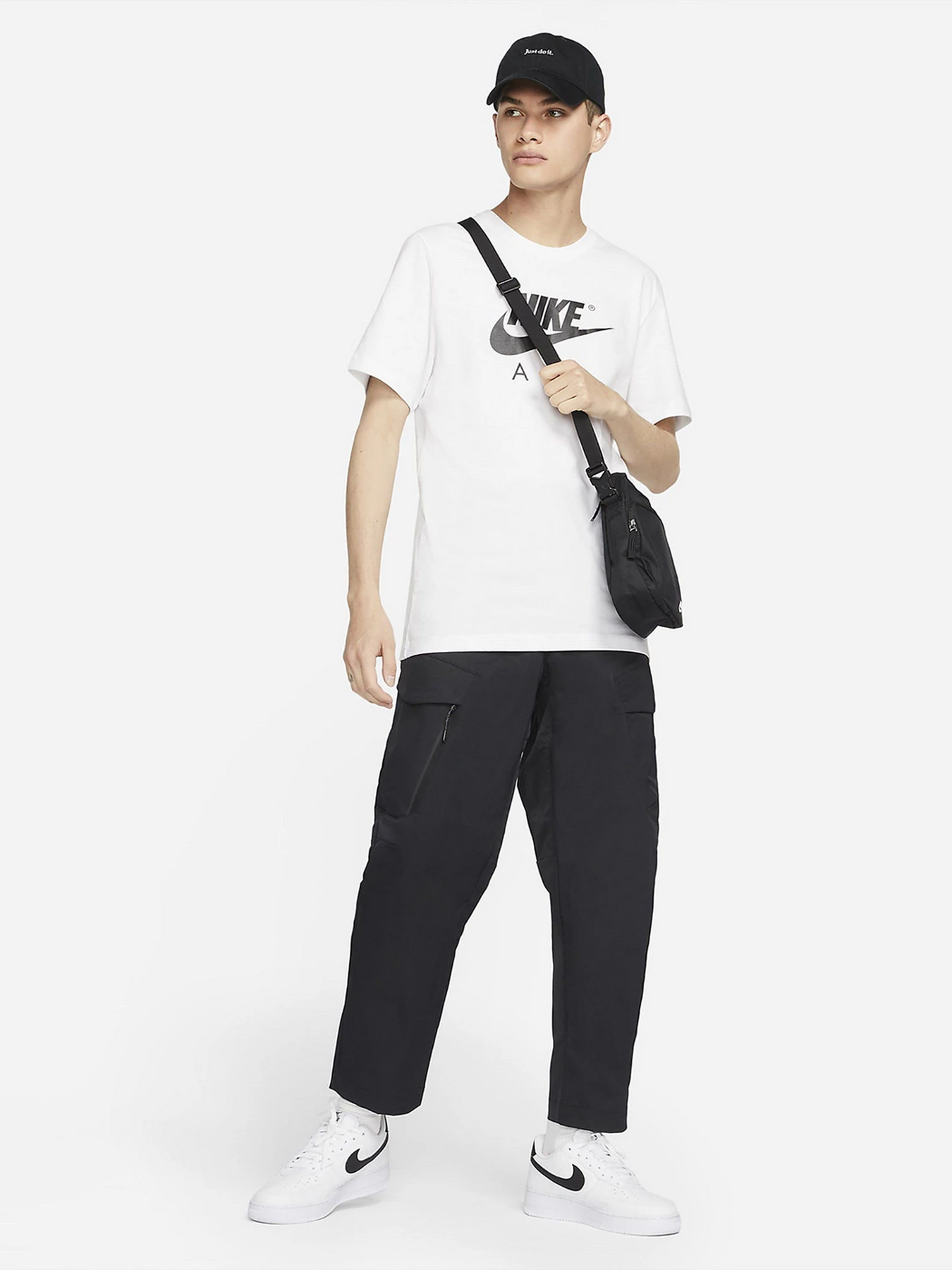 Брюки NIKE NSW TE WVN UL UTILITY PANT модель DH3866-010 Фото