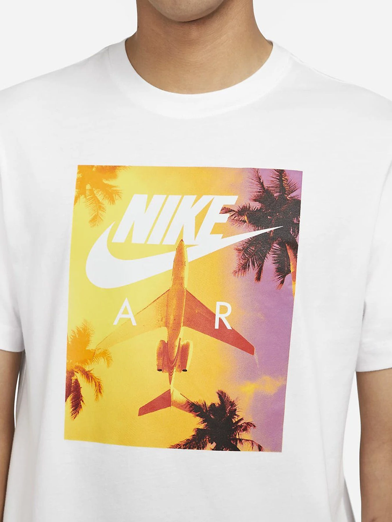 Футболки и поло NIKE NSW SWOOSH BY AIR PHOTO модель DJ1407-100 Футболки и поло NIKE NSW SWOOSH BY AIR PHOTO модель DJ1407-100 Фото
