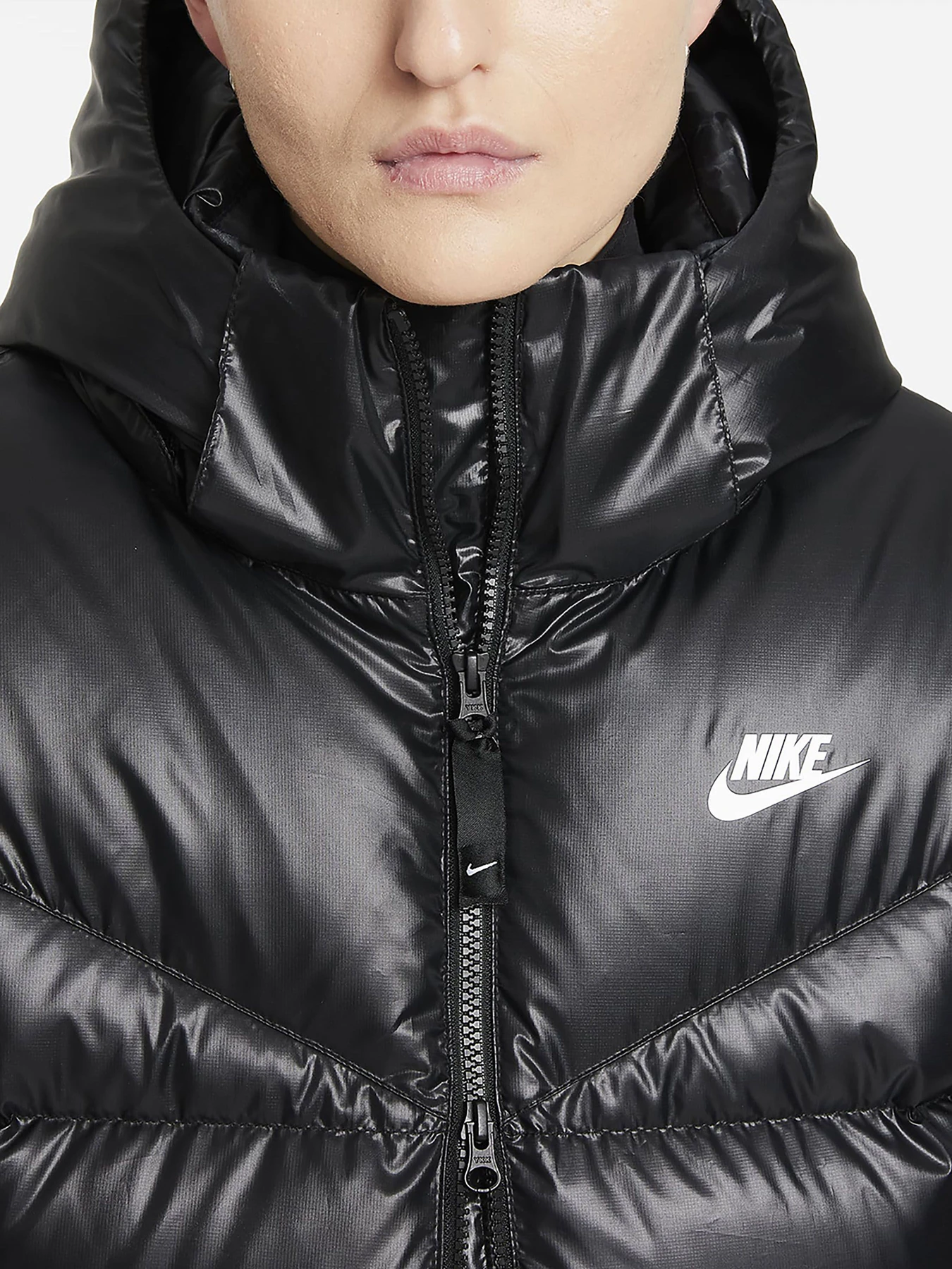 Куртки та дублянки NIKE THERMA-FIT модель DH4081-010 Куртки та дублянки NIKE THERMA-FIT модель DH4081-010 Фото