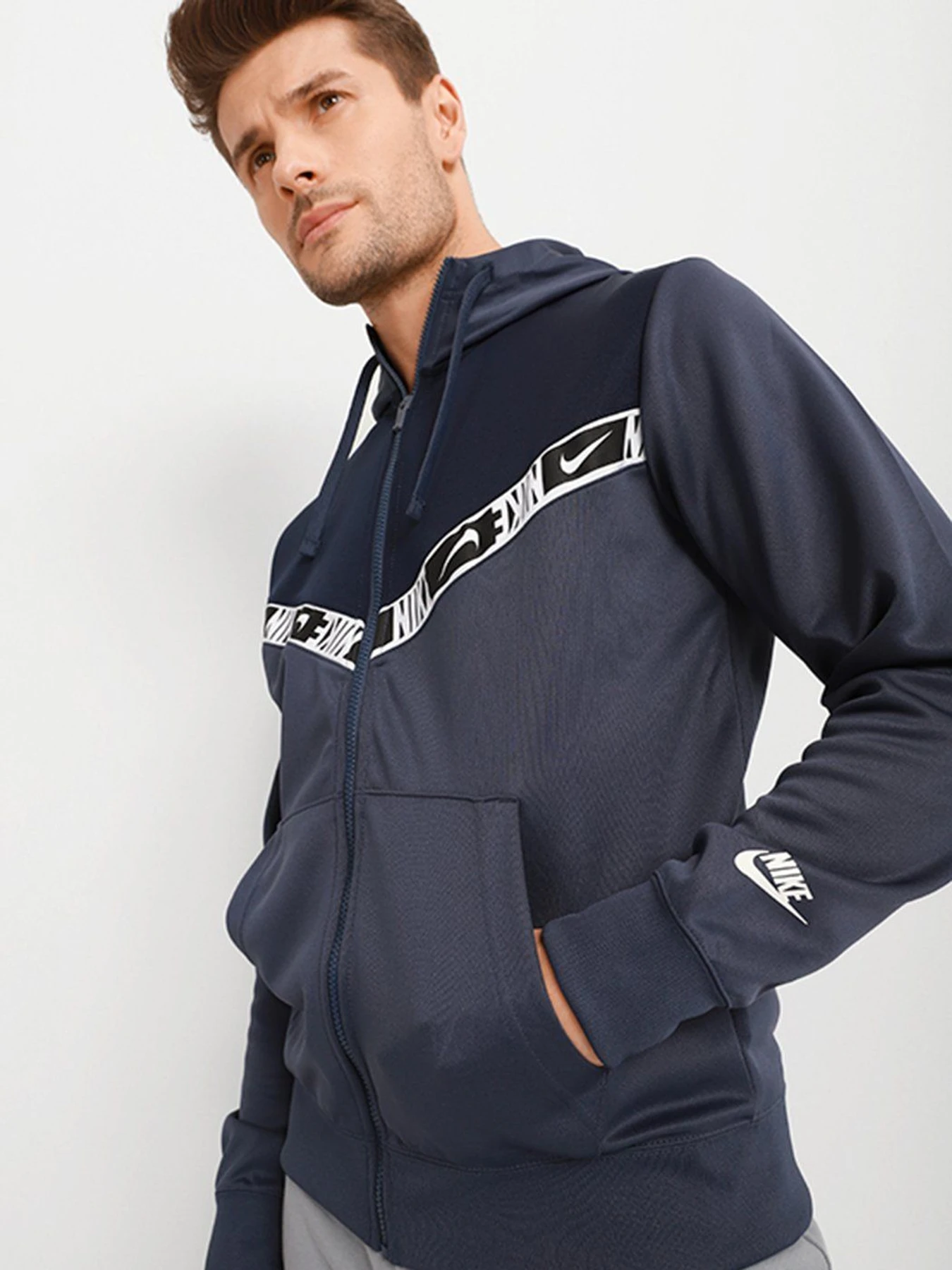 Худи и свитшоты NIKE Sportswear модель DM4672-437 Фото
