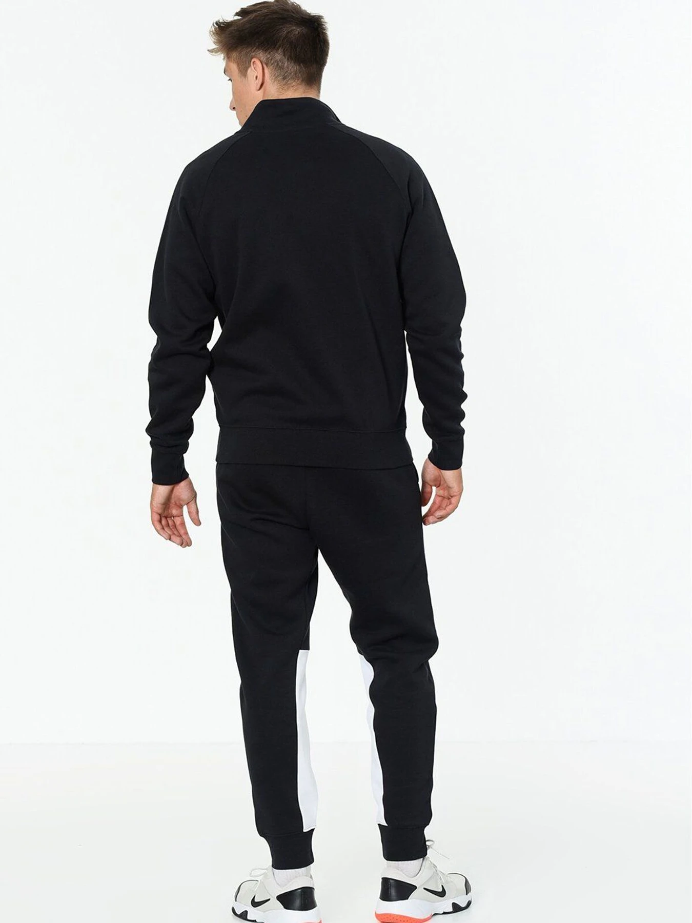 Костюми NIKE Nsw Ce Trk Suit Flc модель BV3017-010 Костюми NIKE Nsw Ce Trk Suit Flc модель BV3017-010 Фото