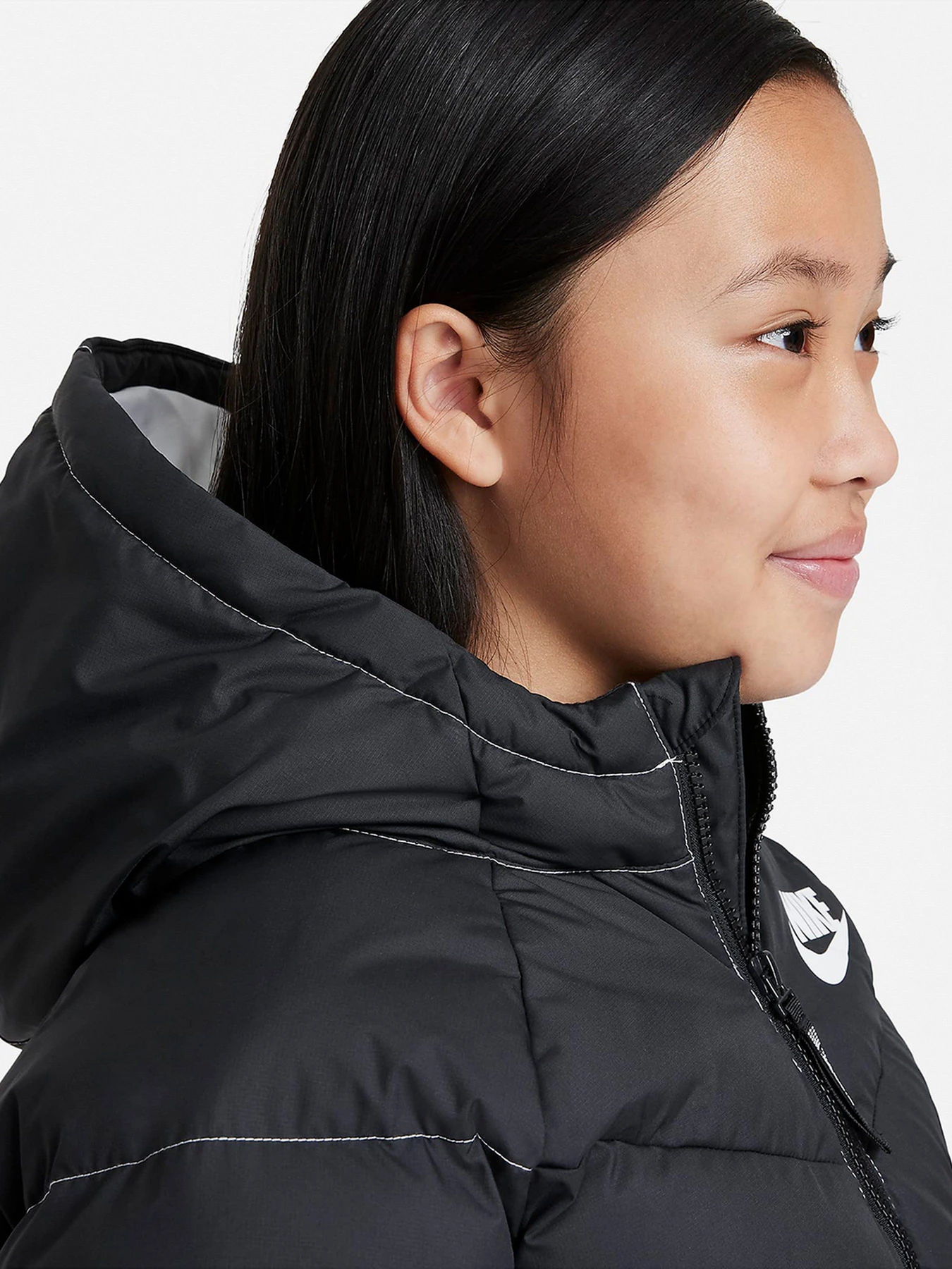 Куртки и дубленки NIKE Sportswear Synthetic Fill Hooded модель DD7134-010 Куртки и дубленки NIKE Sportswear Synthetic Fill Hooded модель DD7134-010 Фото