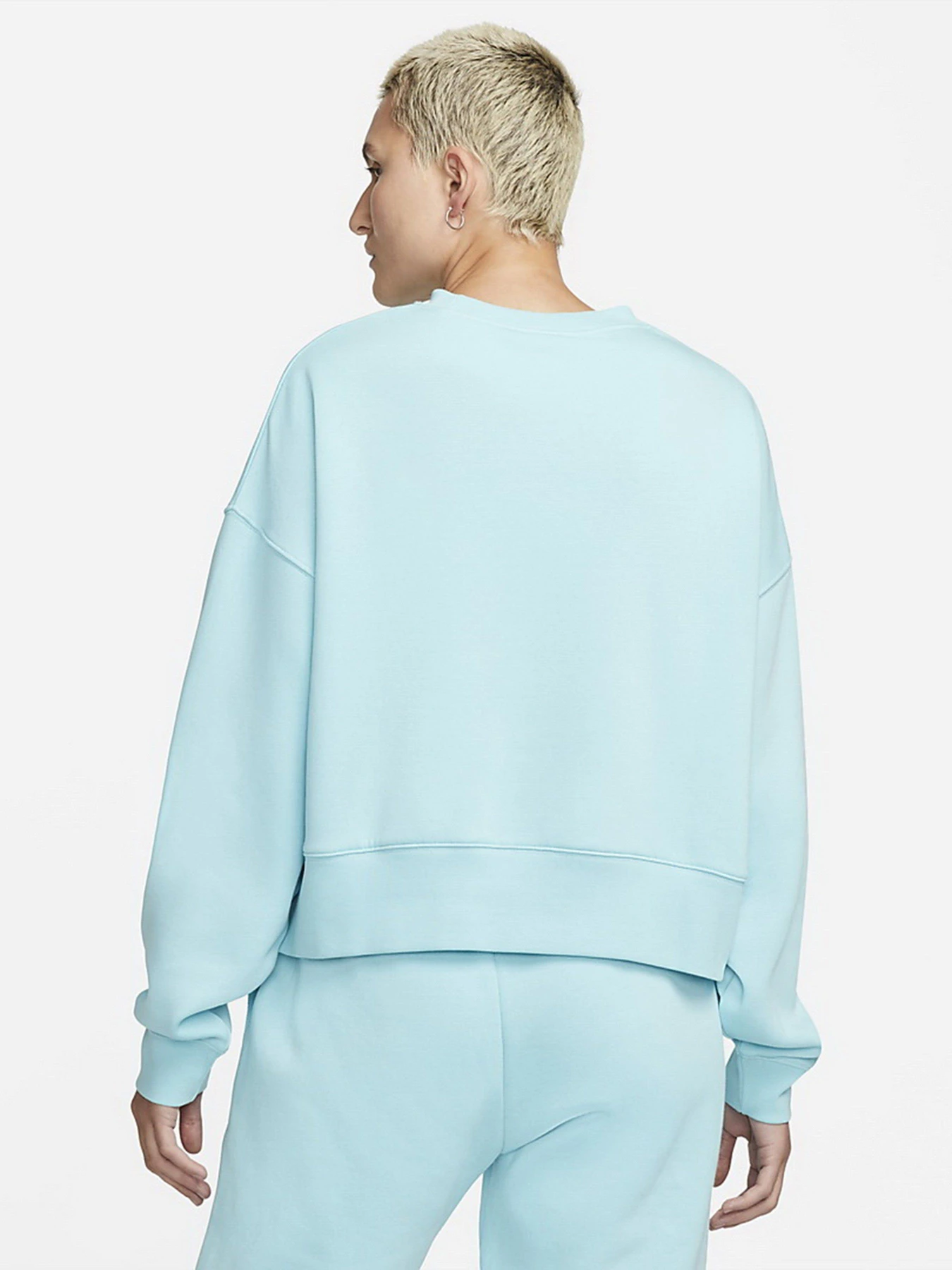 Худи и свитшоты NIKE Sportswear Collection Essentials модель DJ7665-482 Худи и свитшоты NIKE Sportswear Collection Essentials модель DJ7665-482 Фото