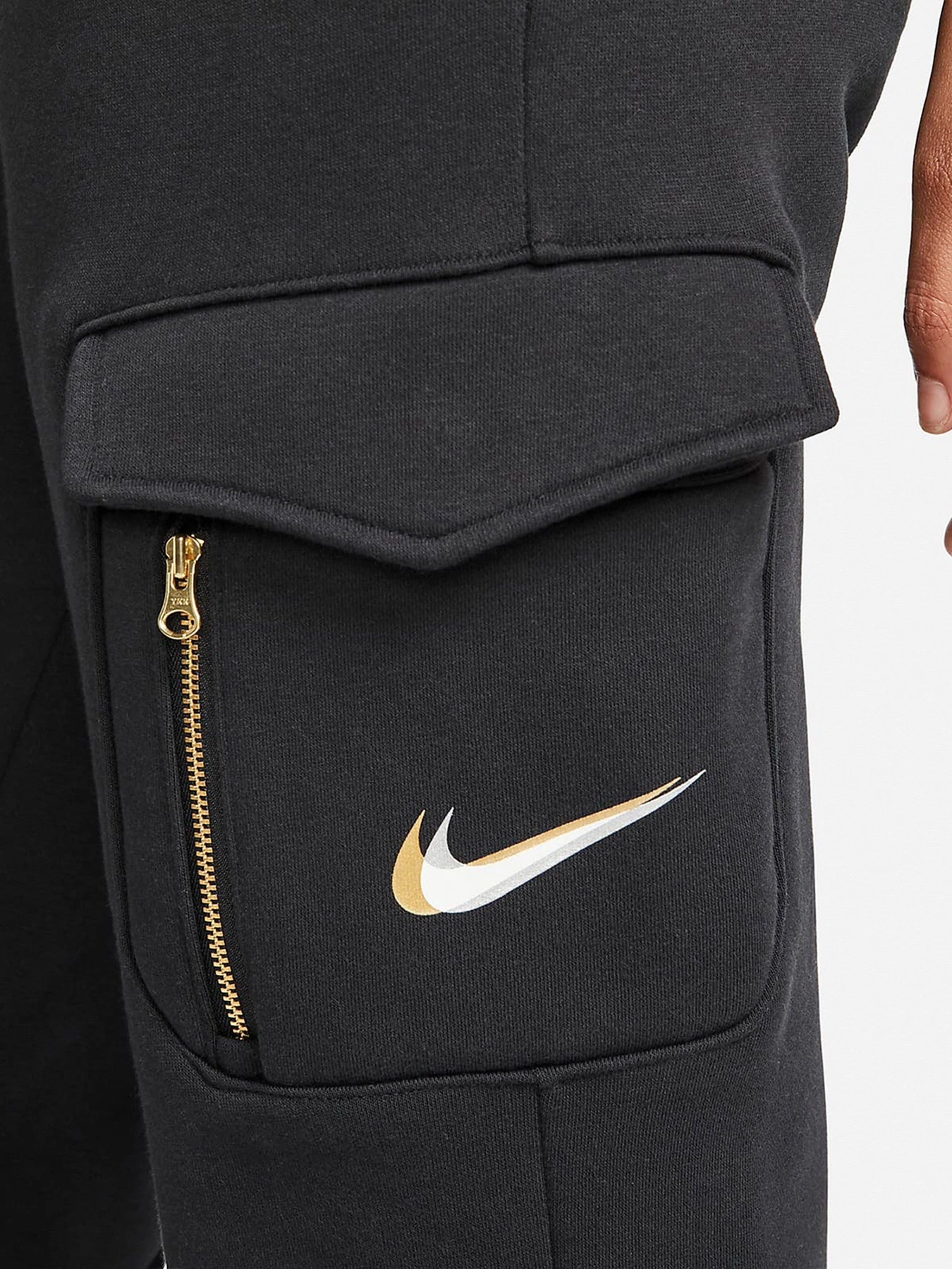 Брюки NIKE Sportswear Fleece Cargo модель DO2571-010 Брюки NIKE Sportswear Fleece Cargo модель DO2571-010 Фото