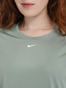 Футболки и поло NIKE NK ONE DF SS SLIM TOP модель DD0626-357 Фото