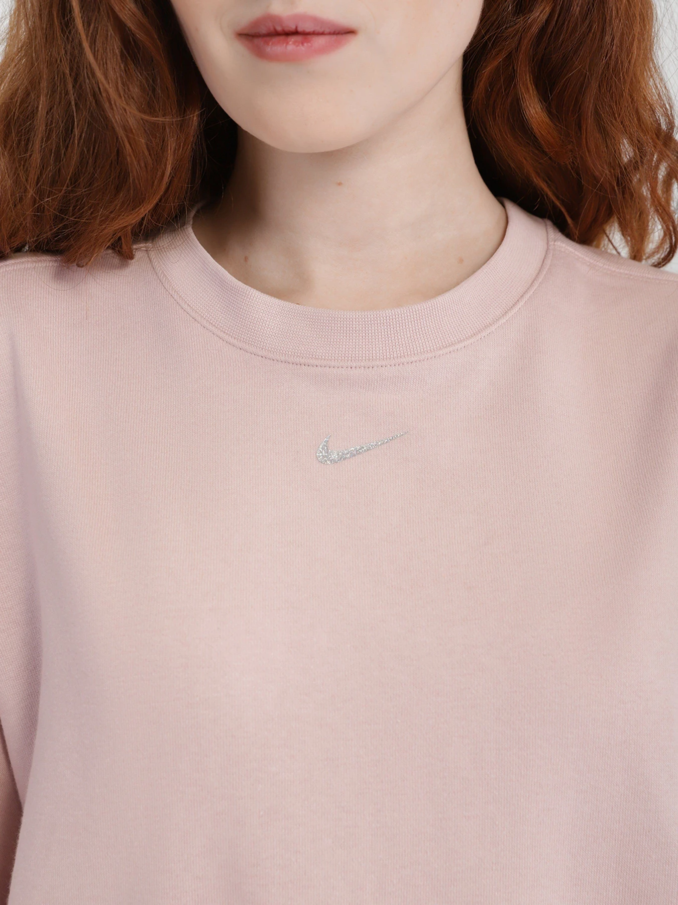 Худи и свитшоты NIKE W NK DF HBR FLC CRW модель DD5467-601 Худи и свитшоты NIKE W NK DF HBR FLC CRW модель DD5467-601 Фото