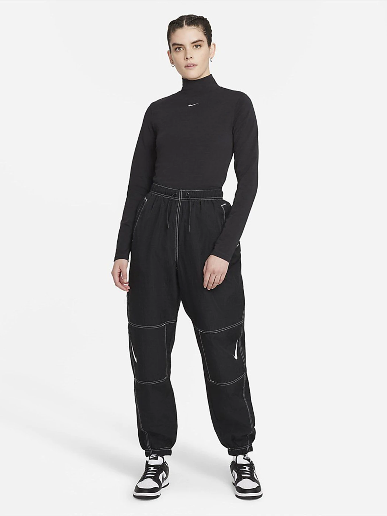 Худи и свитшоты NIKE NSW ESSNTL MOCK LS TOP модель DD5882-010 Худи и свитшоты NIKE NSW ESSNTL MOCK LS TOP модель DD5882-010 Фото