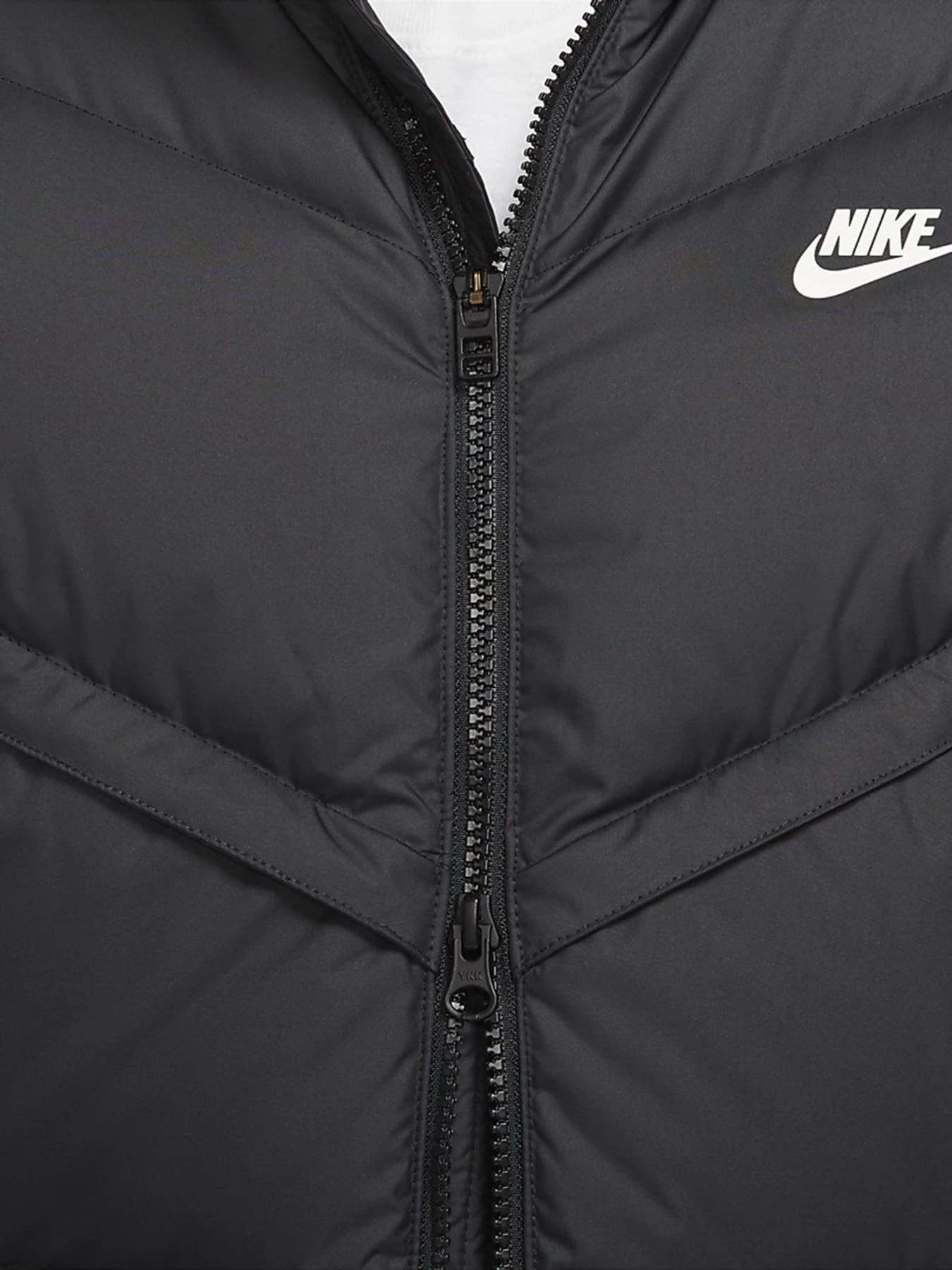 Куртки и дубленки NIKE M NSW SF WINDRUNNER VEST модель DD6817-010 Куртки и дубленки NIKE M NSW SF WINDRUNNER VEST модель DD6817-010 Фото