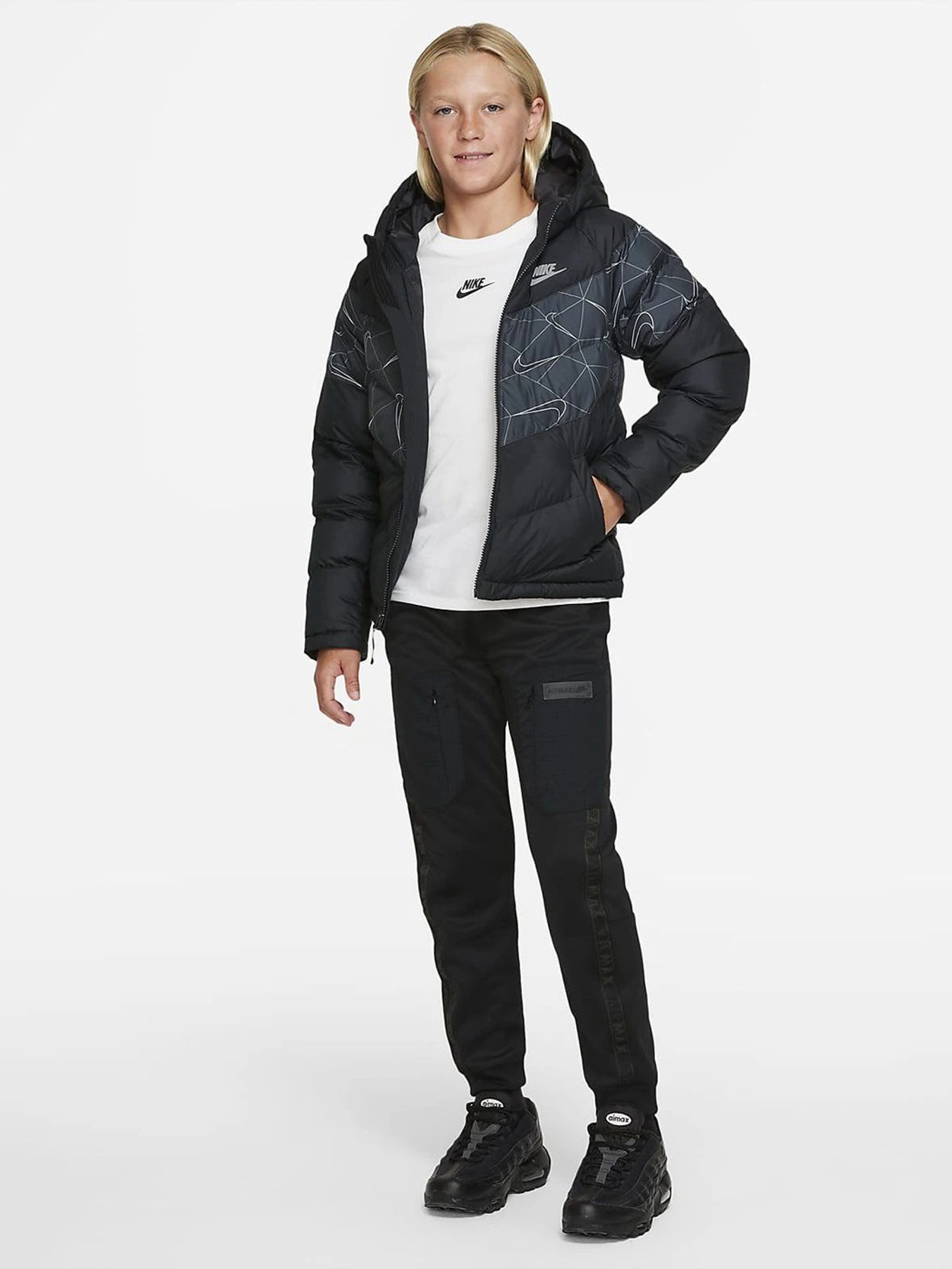 Куртки та дублянки NIKE U NSW SYN FILL AOP модель DJ8530-010 Куртки та дублянки NIKE U NSW SYN FILL AOP модель DJ8530-010 Фото