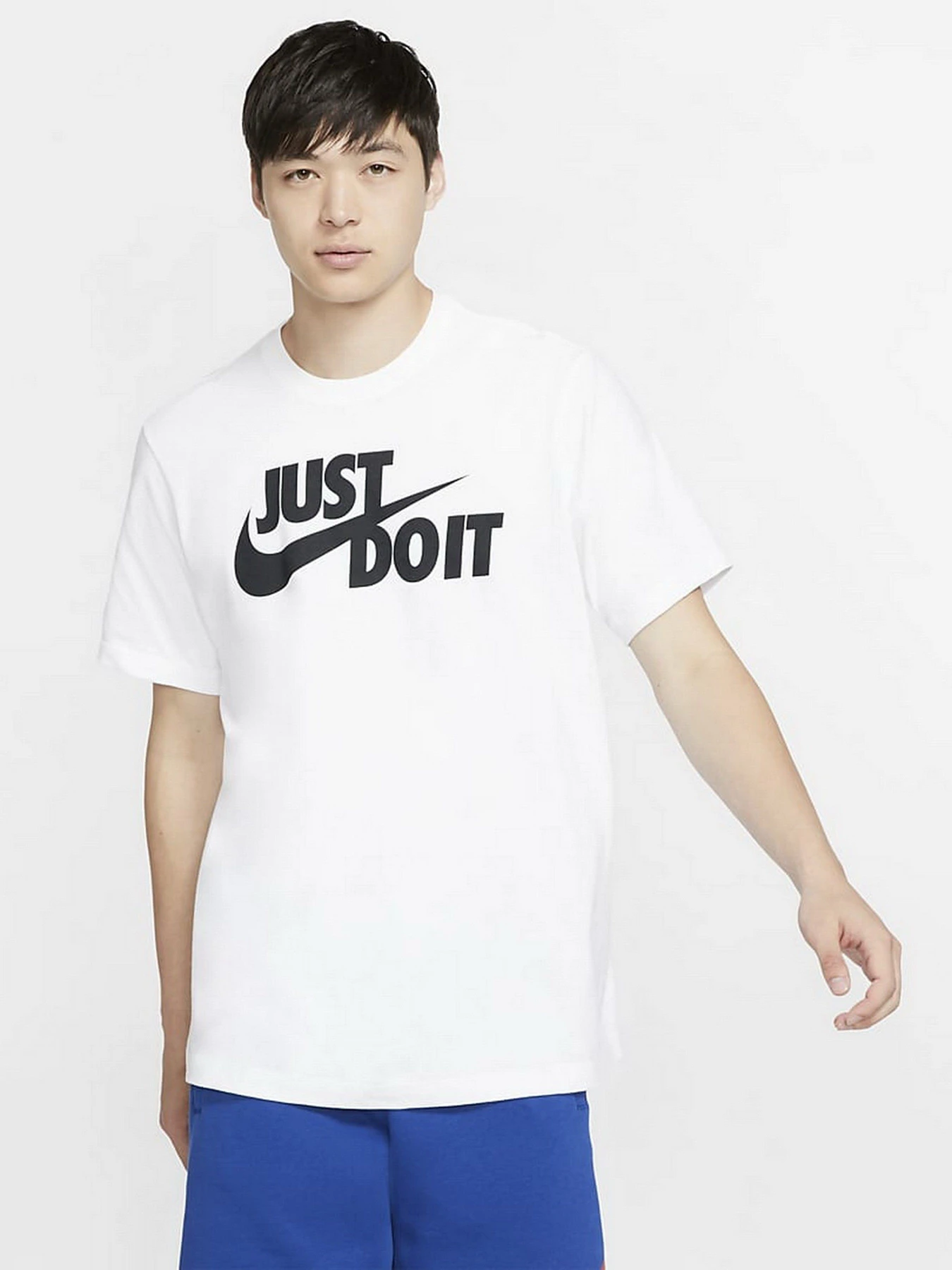 Футболки и поло NIKE NSW TEE JUST DO IT SWOOSH модель AR5006-100 Футболки и поло NIKE NSW TEE JUST DO IT SWOOSH модель AR5006-100 Фото