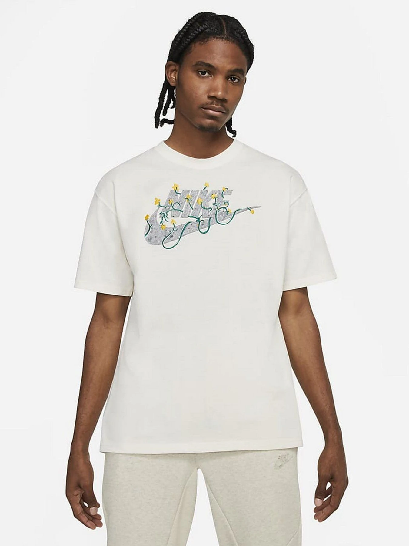 Футболки и поло NIKE Tee M2z Embroid Hbr модель DB6090-901 Футболки и поло NIKE Tee M2z Embroid Hbr модель DB6090-901 Фото