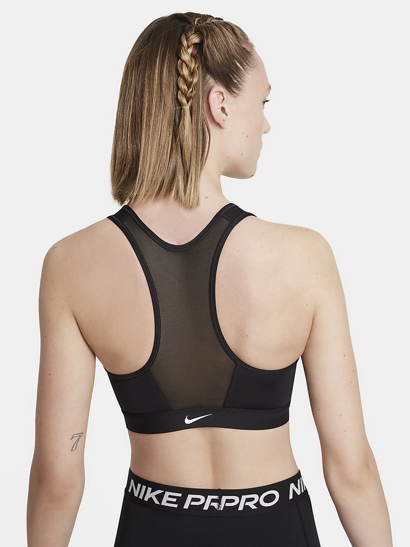 Футболки і поло NIKE Dri-FIT модель DD1205-010 Футболки і поло NIKE Dri-FIT модель DD1205-010 Фото