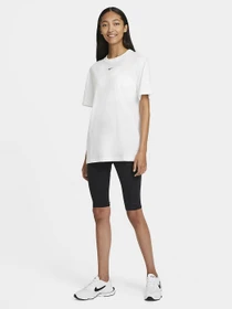 Футболки і поло NIKE Sportswear Essential модель DH4255-100 Фото