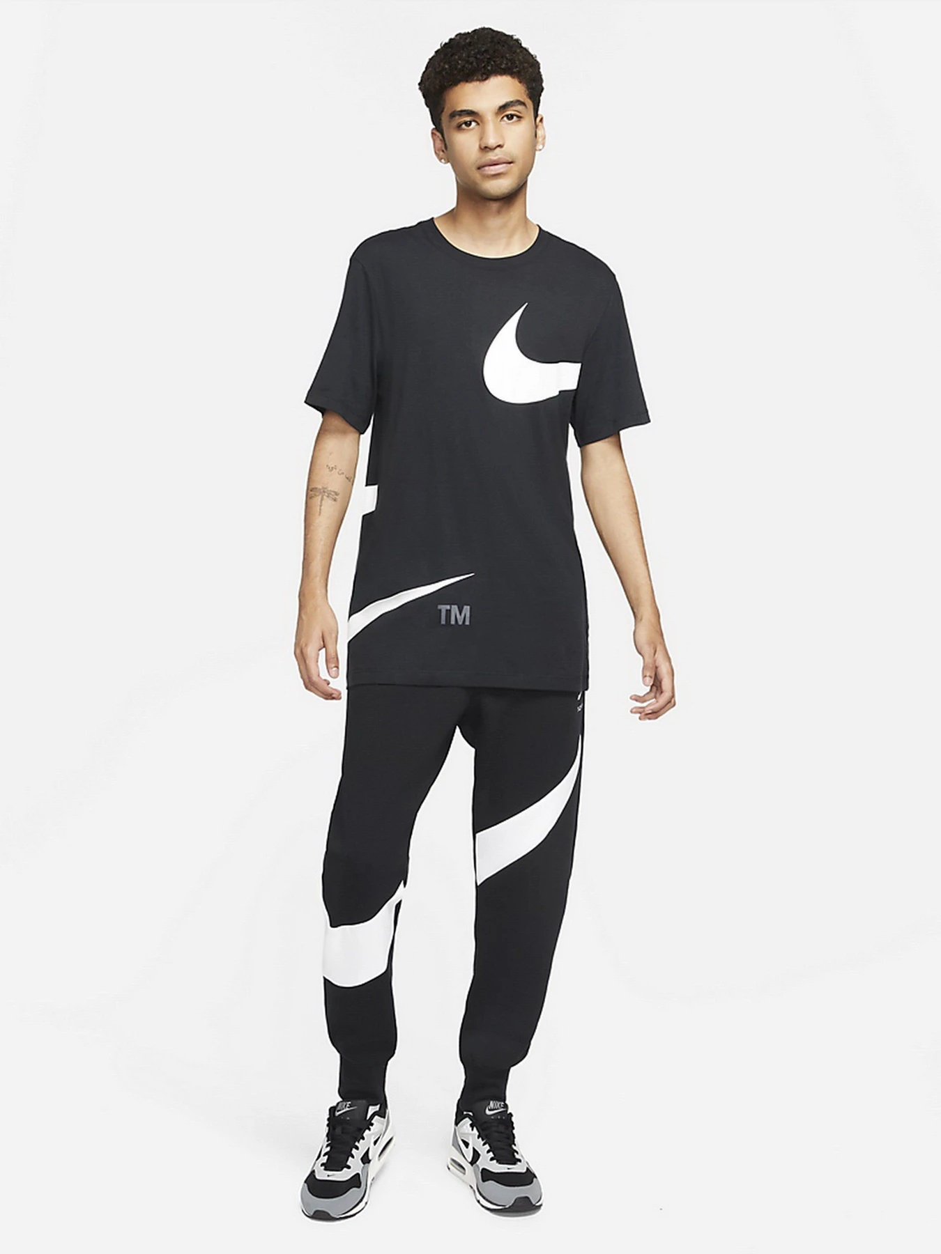 Брюки NIKE Sportswear Swoosh Tech Fleece модель DH1023-010 Брюки NIKE Sportswear Swoosh Tech Fleece модель DH1023-010 Фото