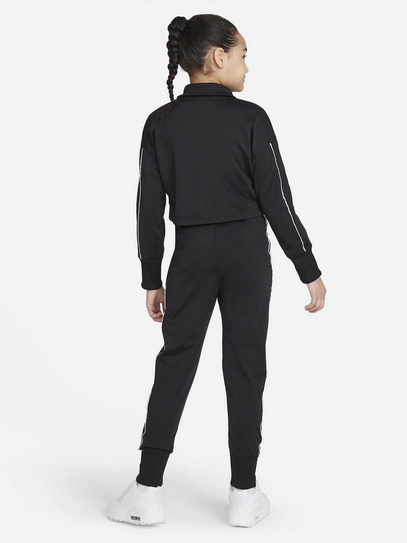 Костюмы NIKE G NSW TRK SUIT модель DD6302-010 Костюмы NIKE G NSW TRK SUIT модель DD6302-010 Фото