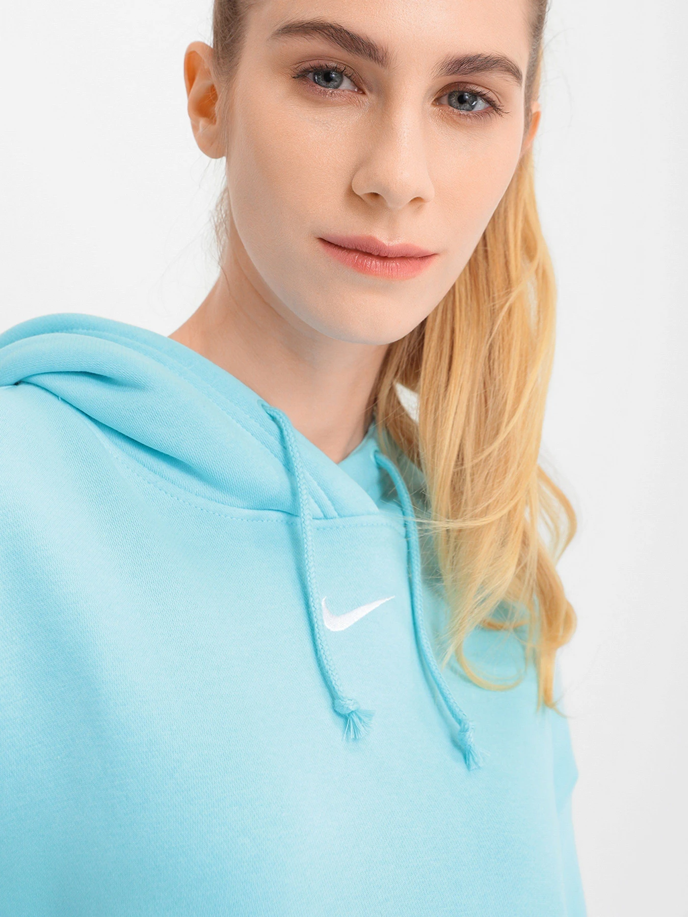 Худи и свитшоты NIKE Sportswear Collection Essentials модель DJ7668-482 Худи и свитшоты NIKE Sportswear Collection Essentials модель DJ7668-482 Фото