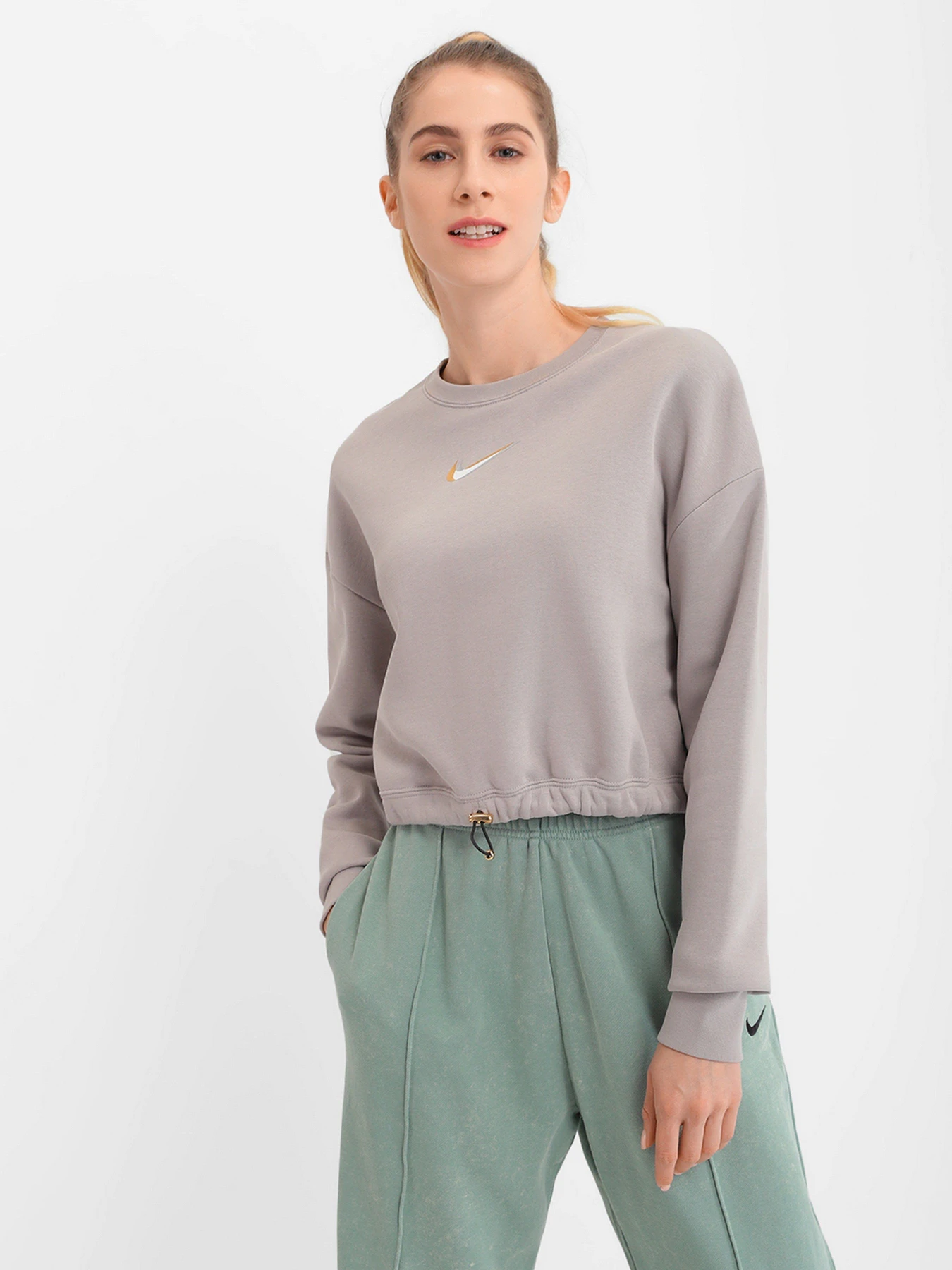 Худи и свитшоты NIKE Sportswear модель DO2574-033 Худи и свитшоты NIKE Sportswear модель DO2574-033 Фото