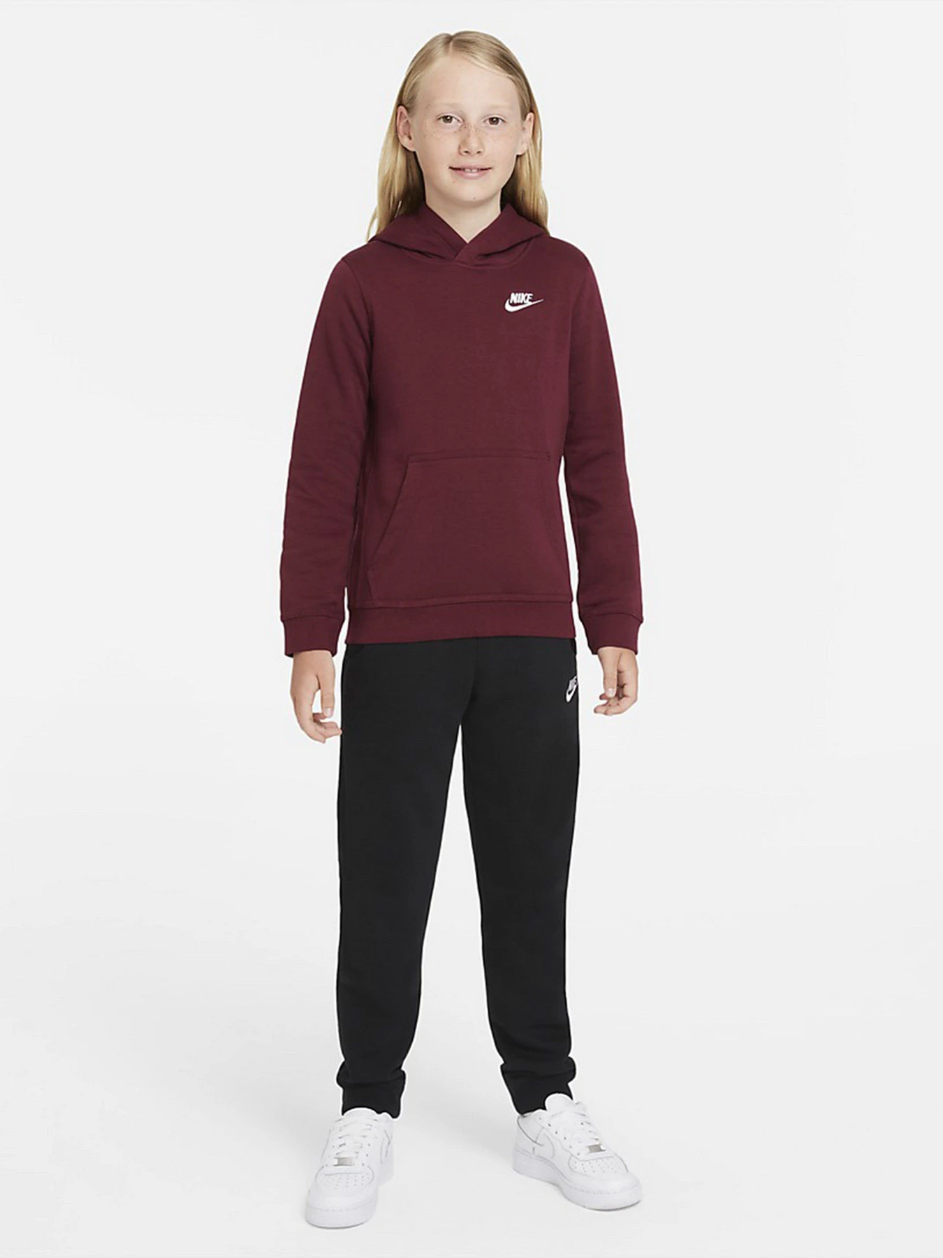 Худи и свитшоты NIKE Sportswear Pullover модель BV3757-638 Худи и свитшоты NIKE Sportswear Pullover модель BV3757-638 Фото