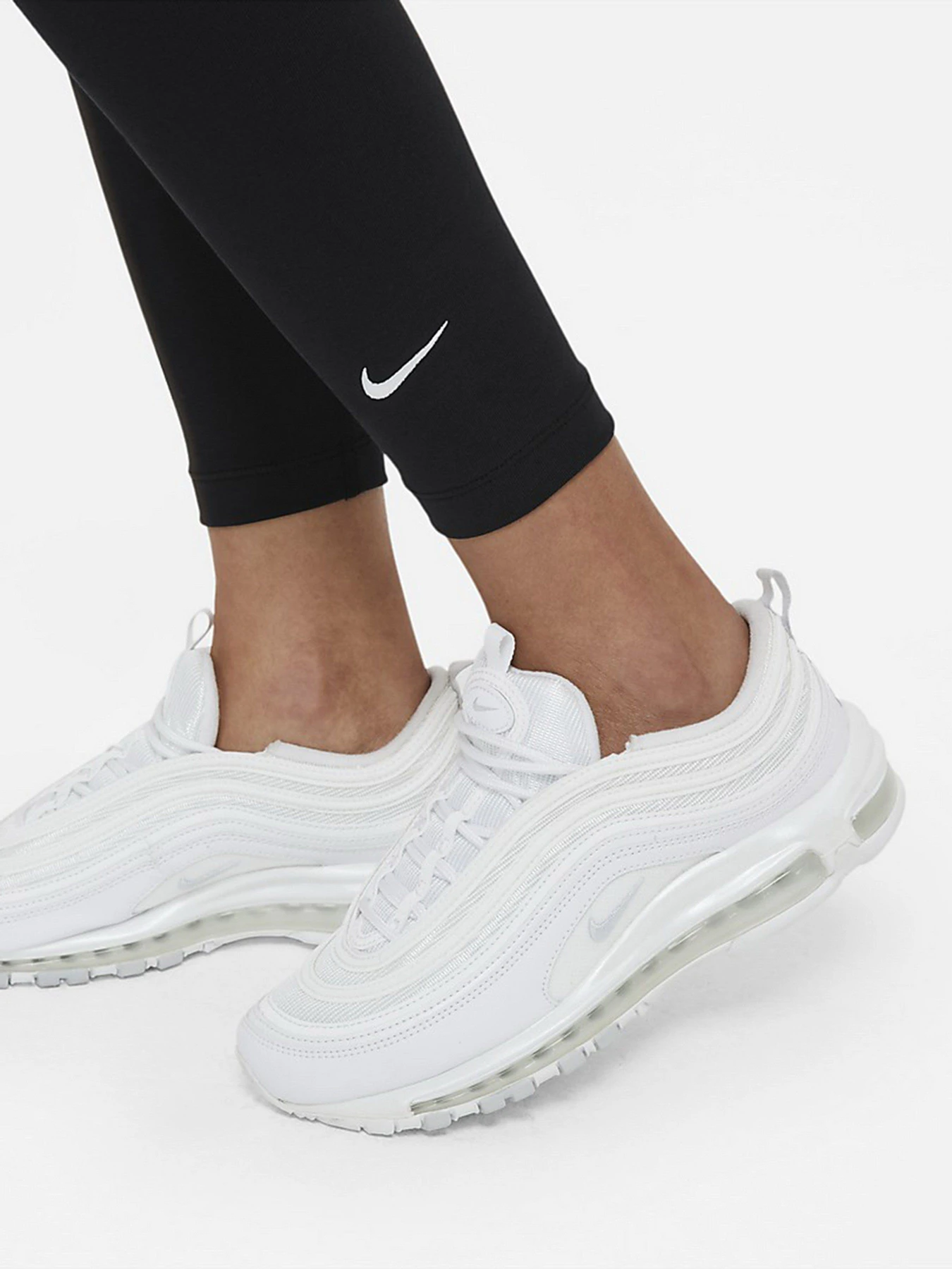 Штани NIKE Sportswear Essential модель CZ8532-010 Штани NIKE Sportswear Essential модель CZ8532-010 Фото
