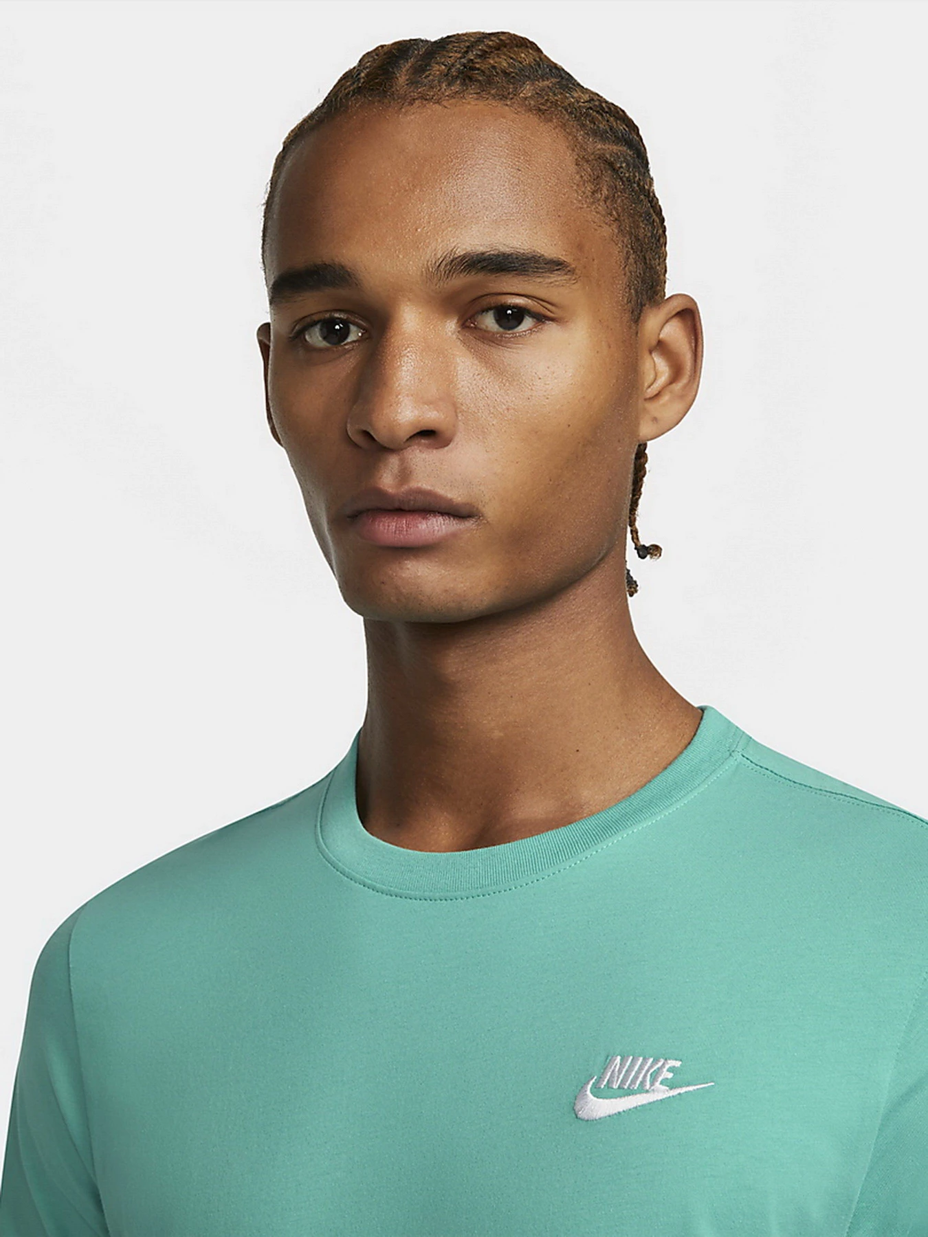 Футболки і поло NIKE Sportswear Club модель AR4997-392 Футболки і поло NIKE Sportswear Club модель AR4997-392 Фото