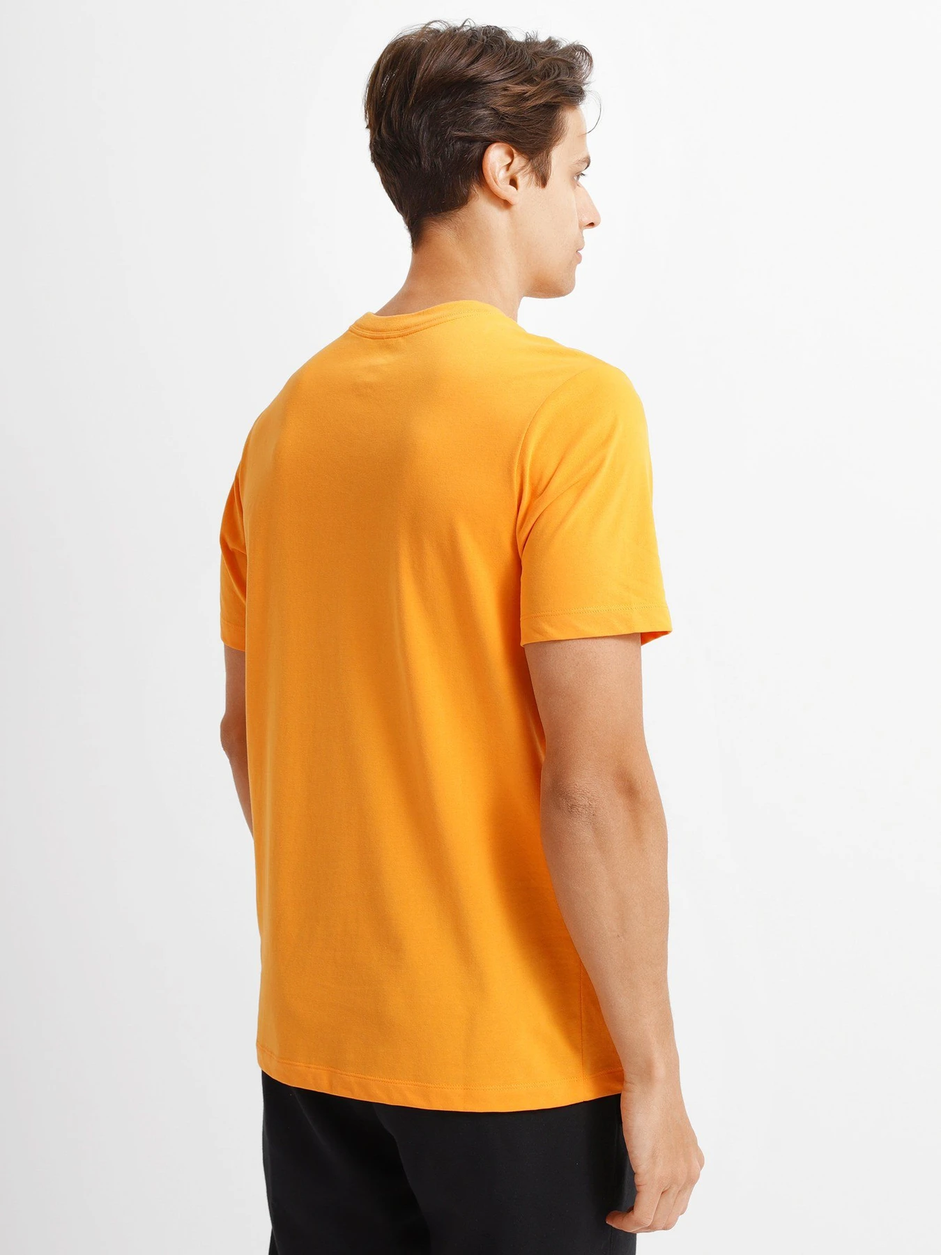 Футболки і поло NIKE Dri-FIT модель AR6029-886 Футболки і поло NIKE Dri-FIT модель AR6029-886 Фото