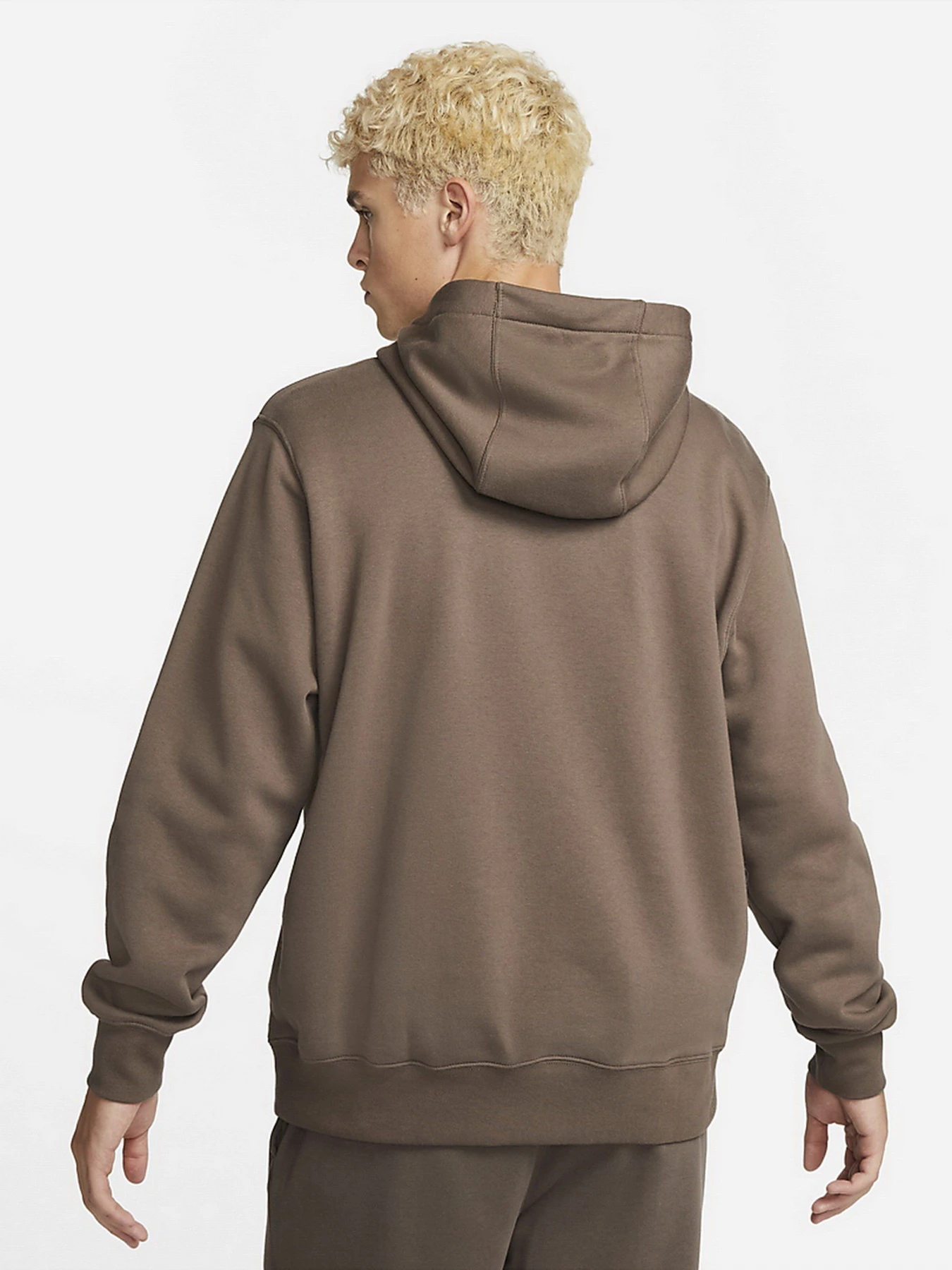 Худі та світшоти NIKE NSW Club модель BV2654-004 Худі та світшоти NIKE NSW Club модель BV2654-004 Фото